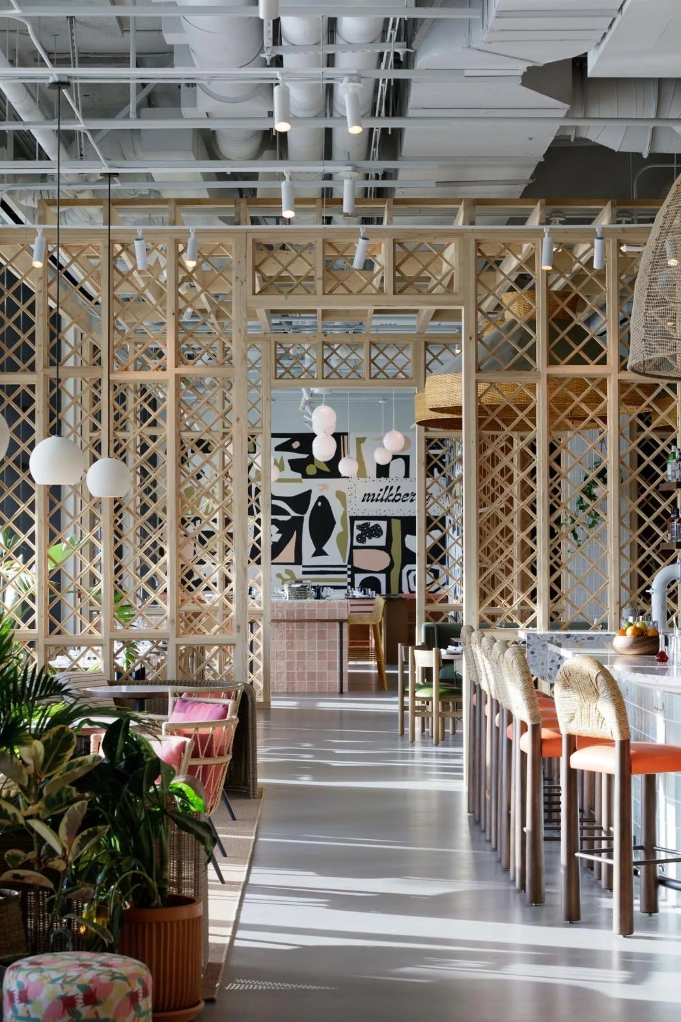 Restaurant/places to eat in Hotel Indigo Grand Cayman by IHG