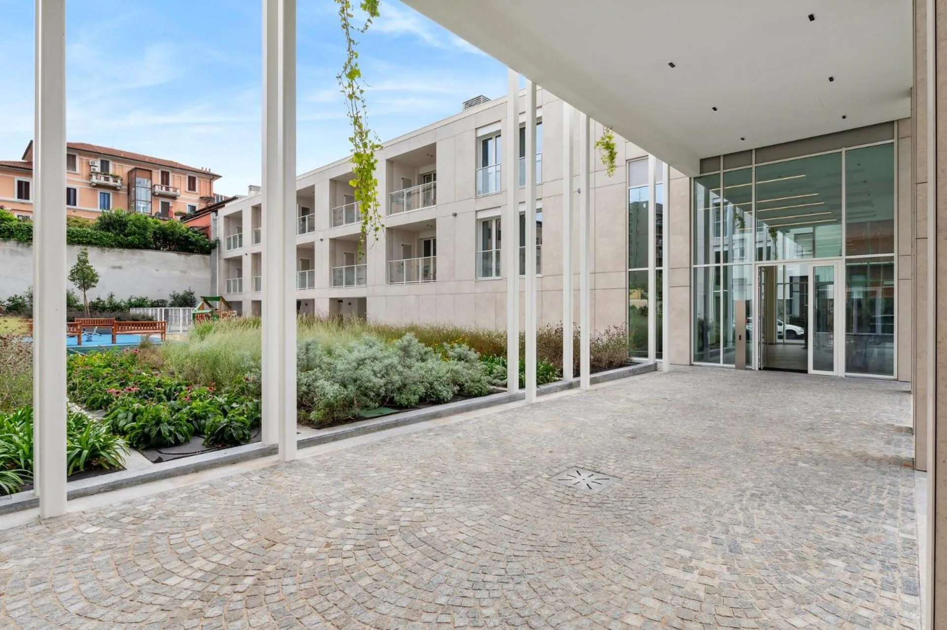 Property building in Limehome Milan via Stresa