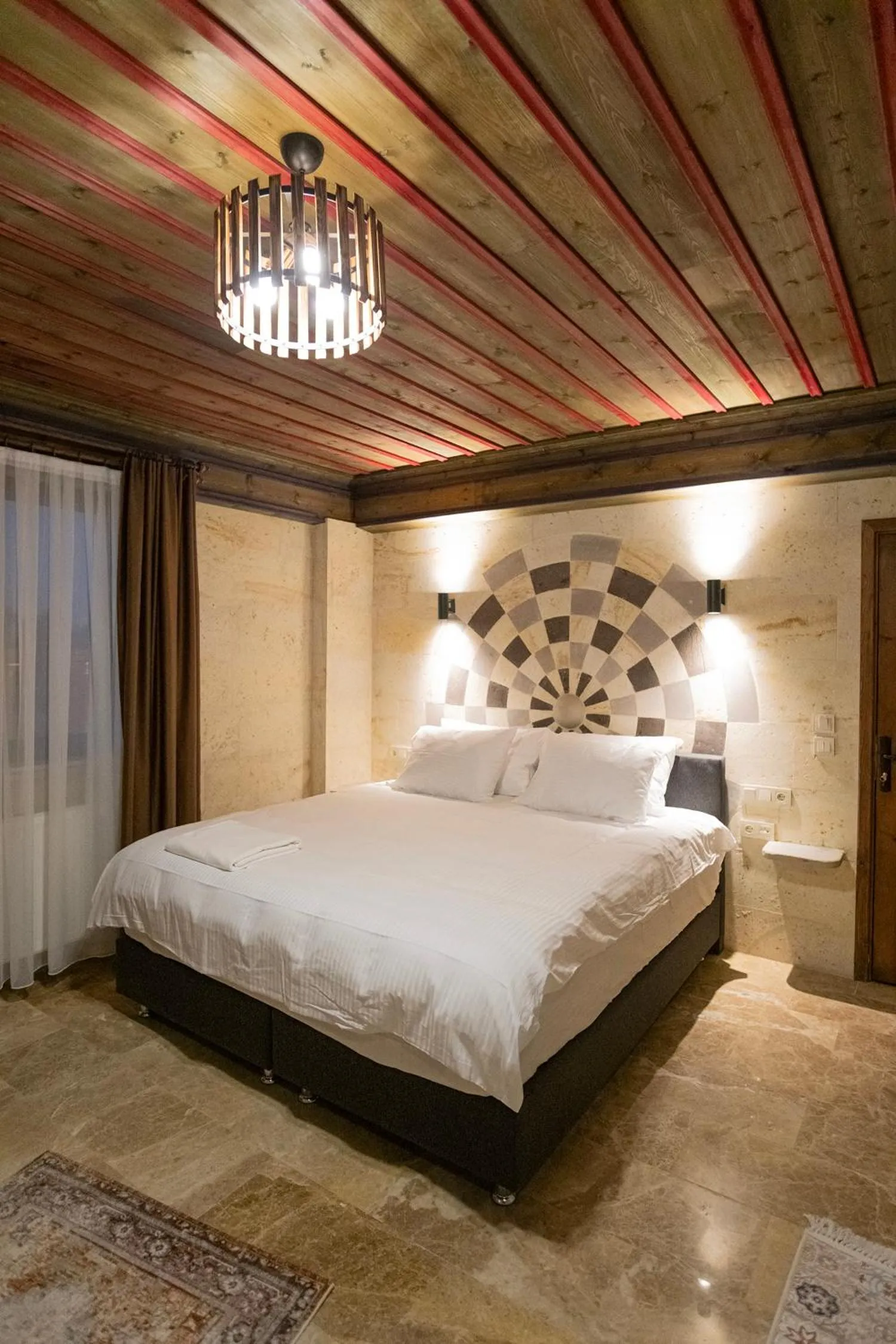 Bed in Uçhisar Premium