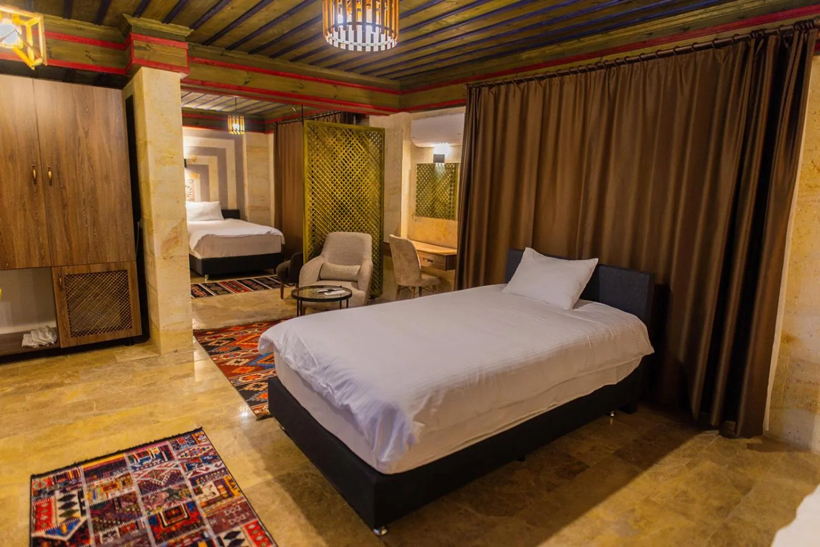 Bed in Uçhisar Premium