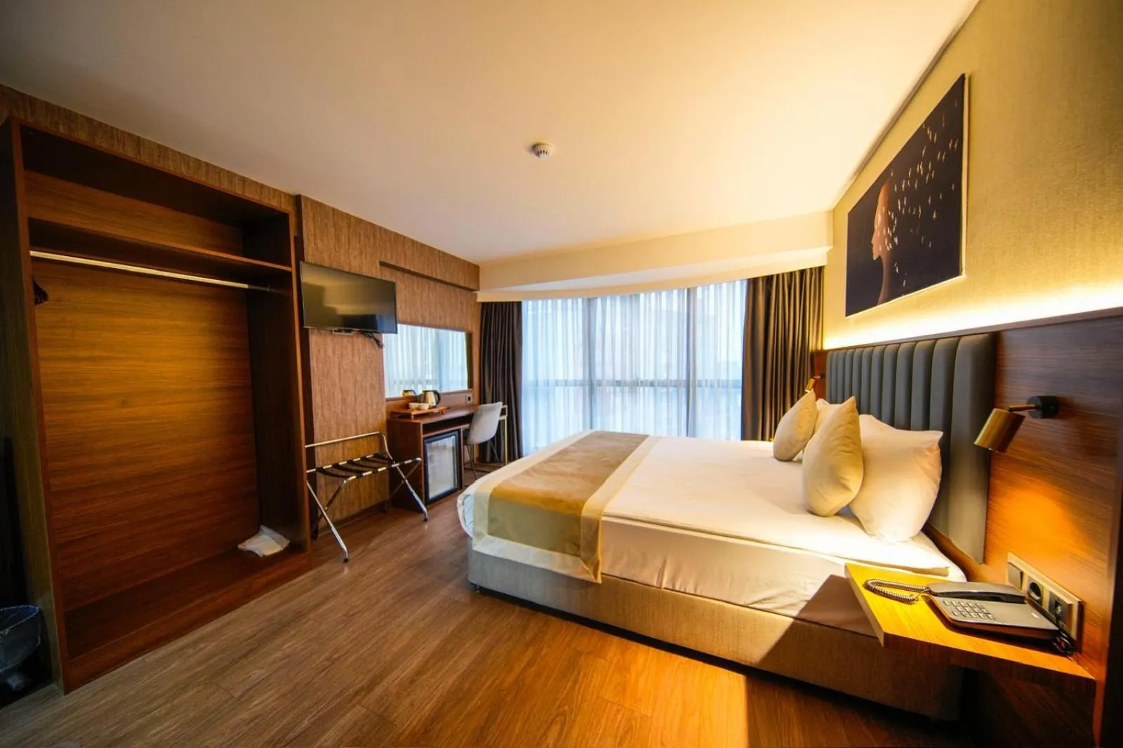 Photo of the whole room, Bed in İSTPORT GARDEN HOTELS
