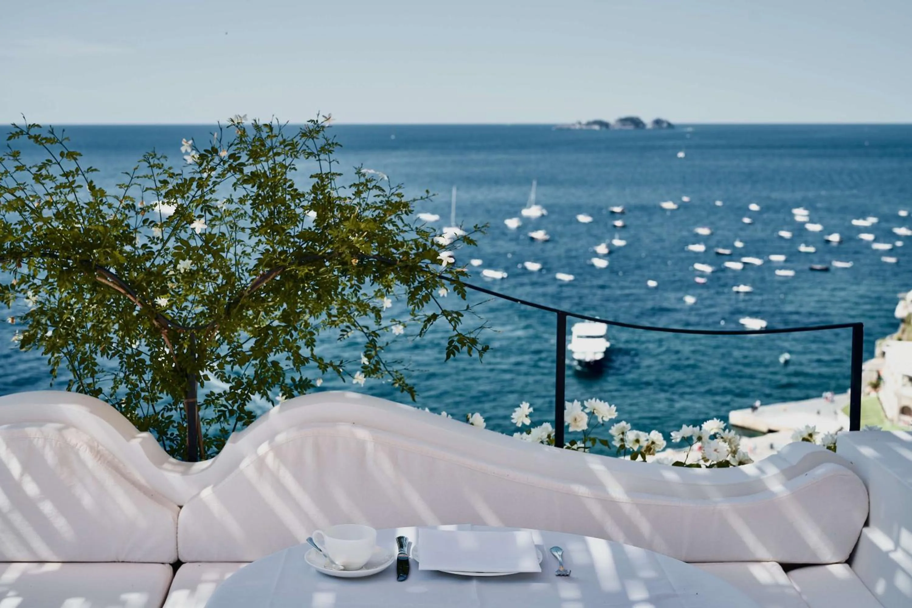 Breakfast in Le Sirenuse