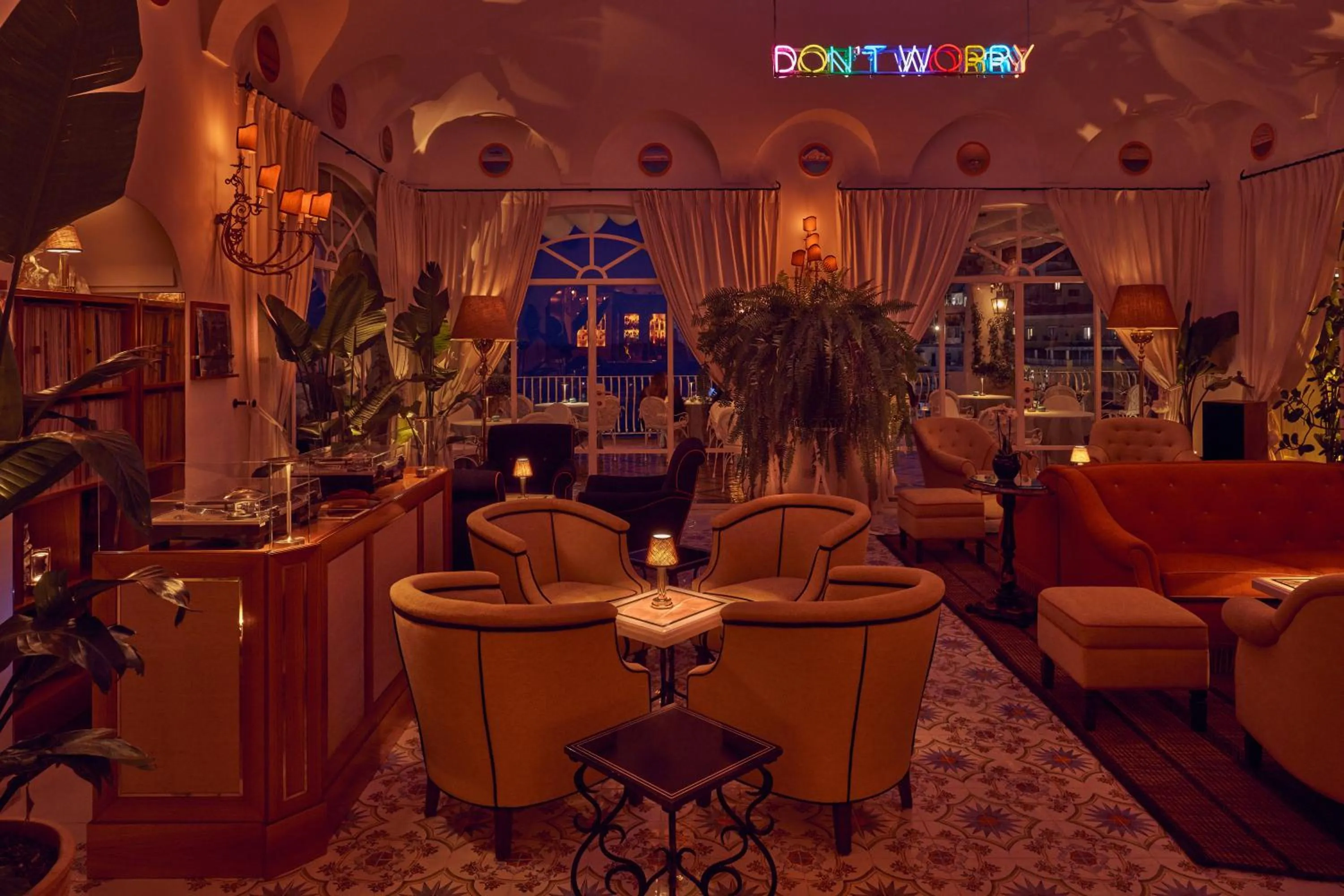 Lounge or bar in Le Sirenuse