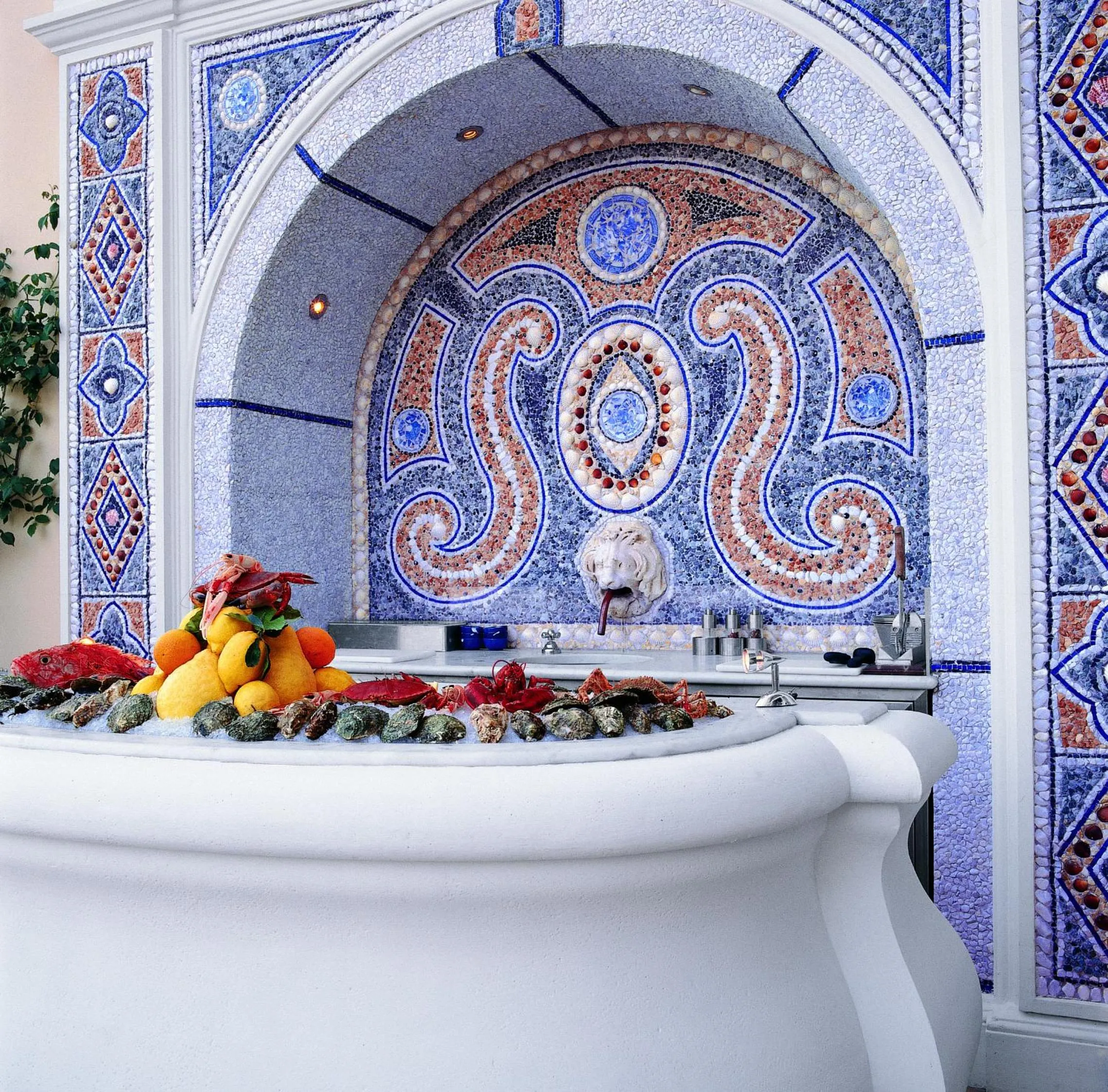 Restaurant/places to eat in Le Sirenuse