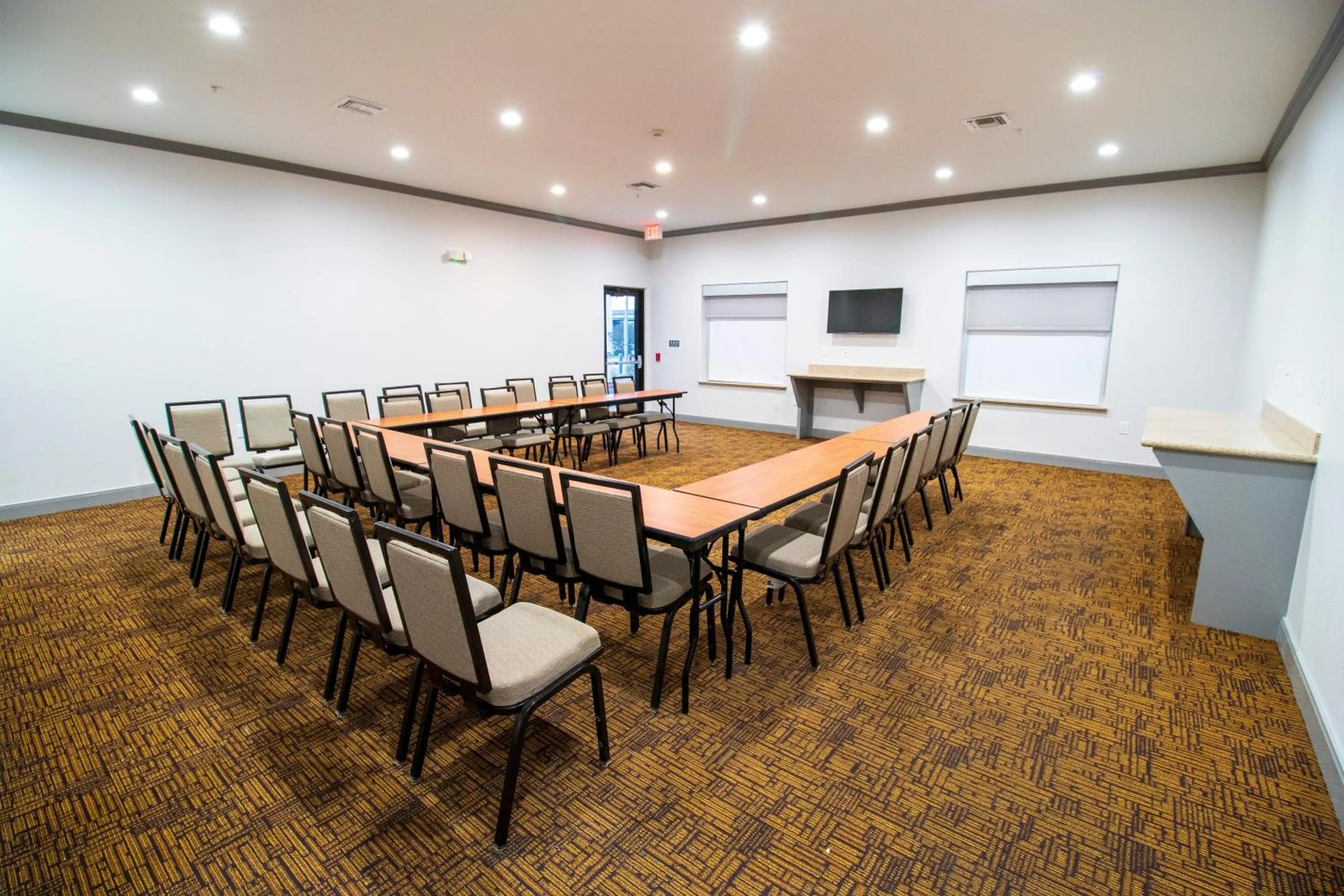 Meeting/conference room in Comfort Inn & Suites Schulenburg