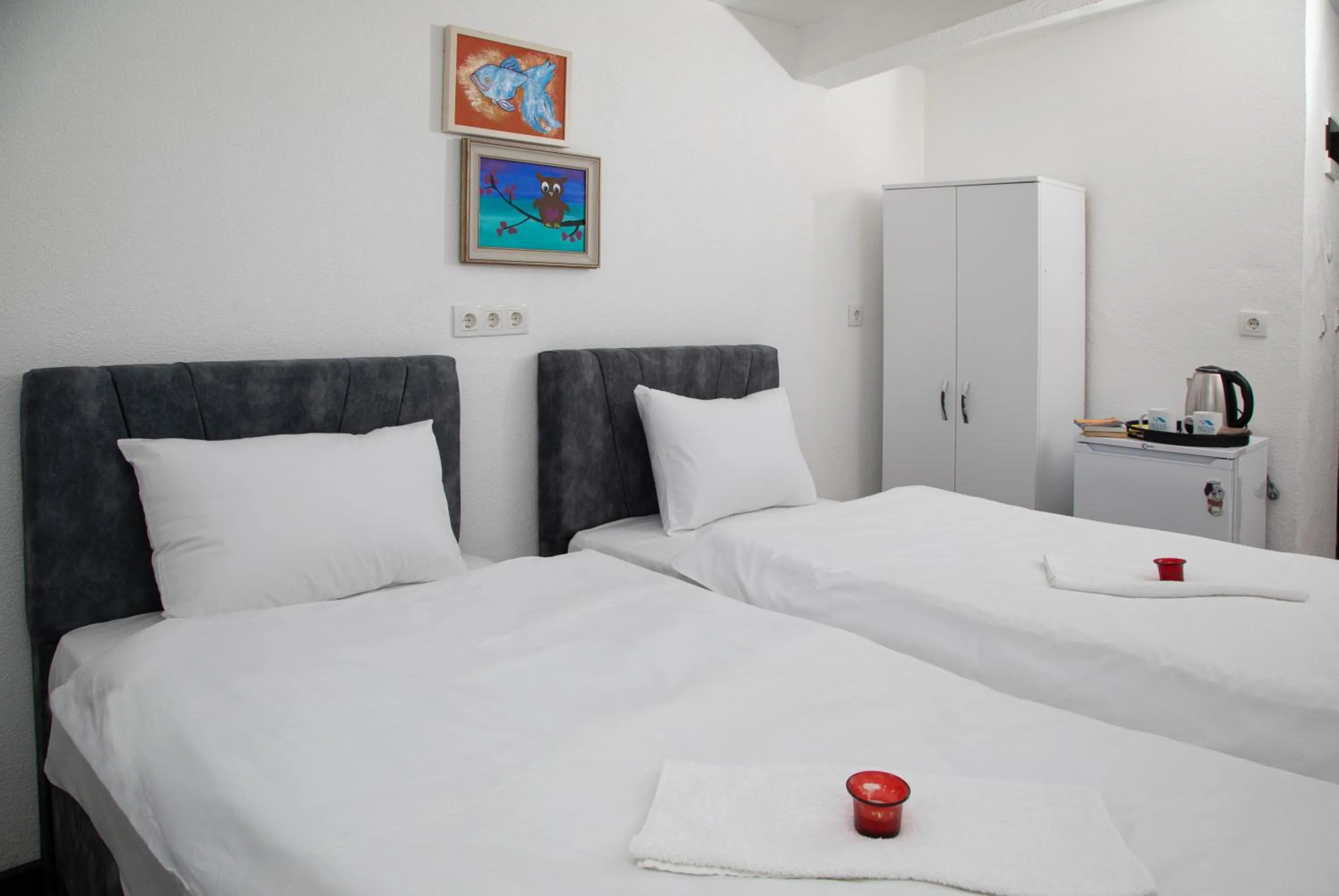 Noya Suites