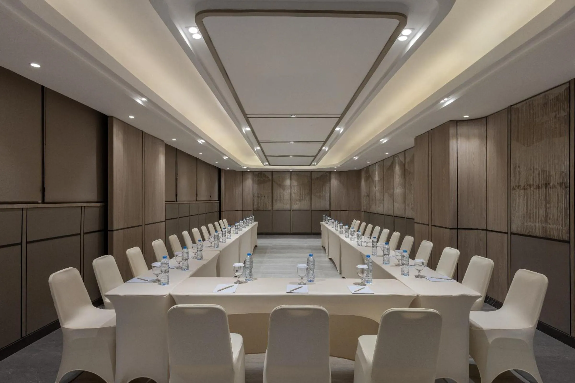 Meeting/conference room in Hotel Santika Premiere Lampung