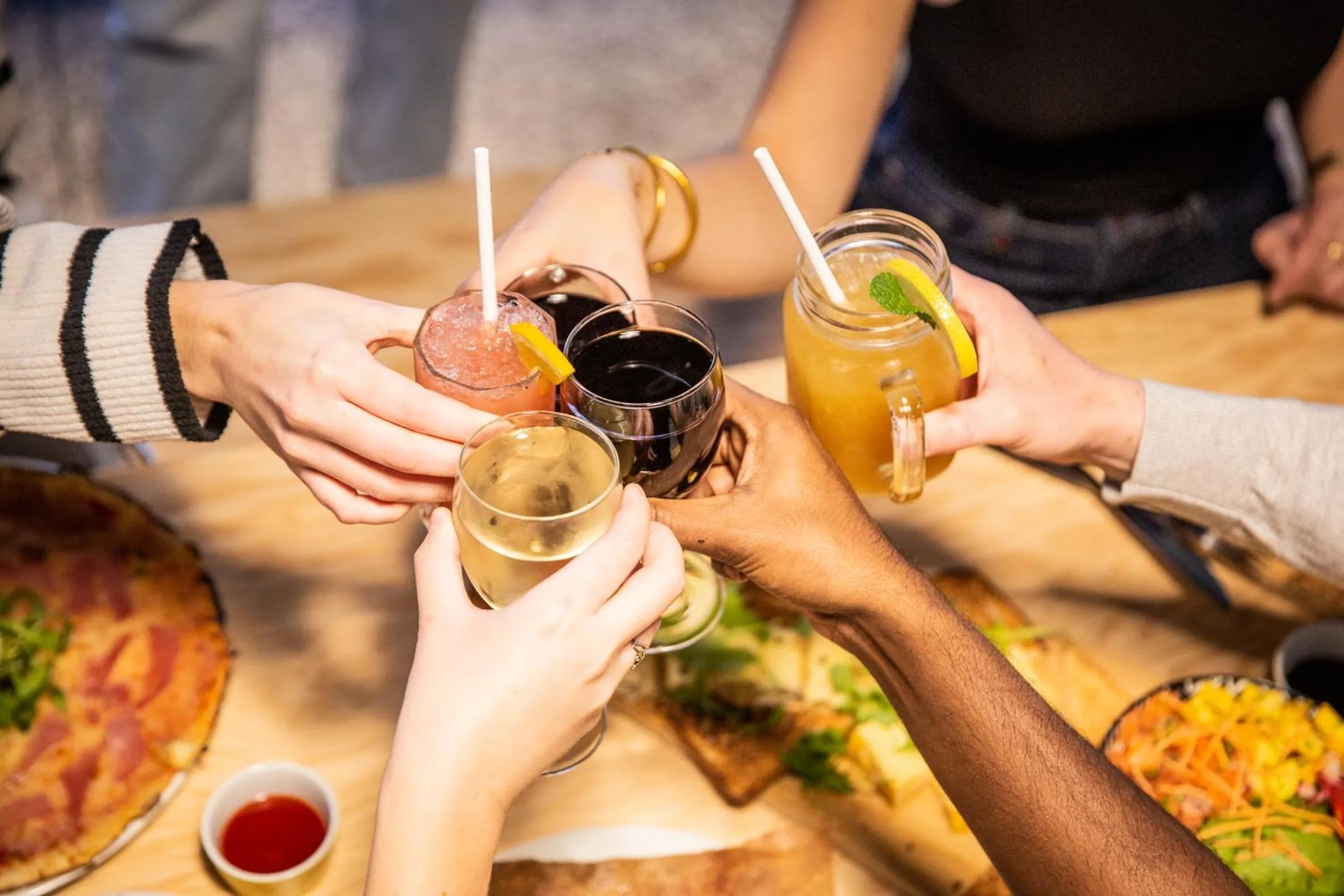 Lounge or bar in JOST Hôtel Le Havre Centre Gare