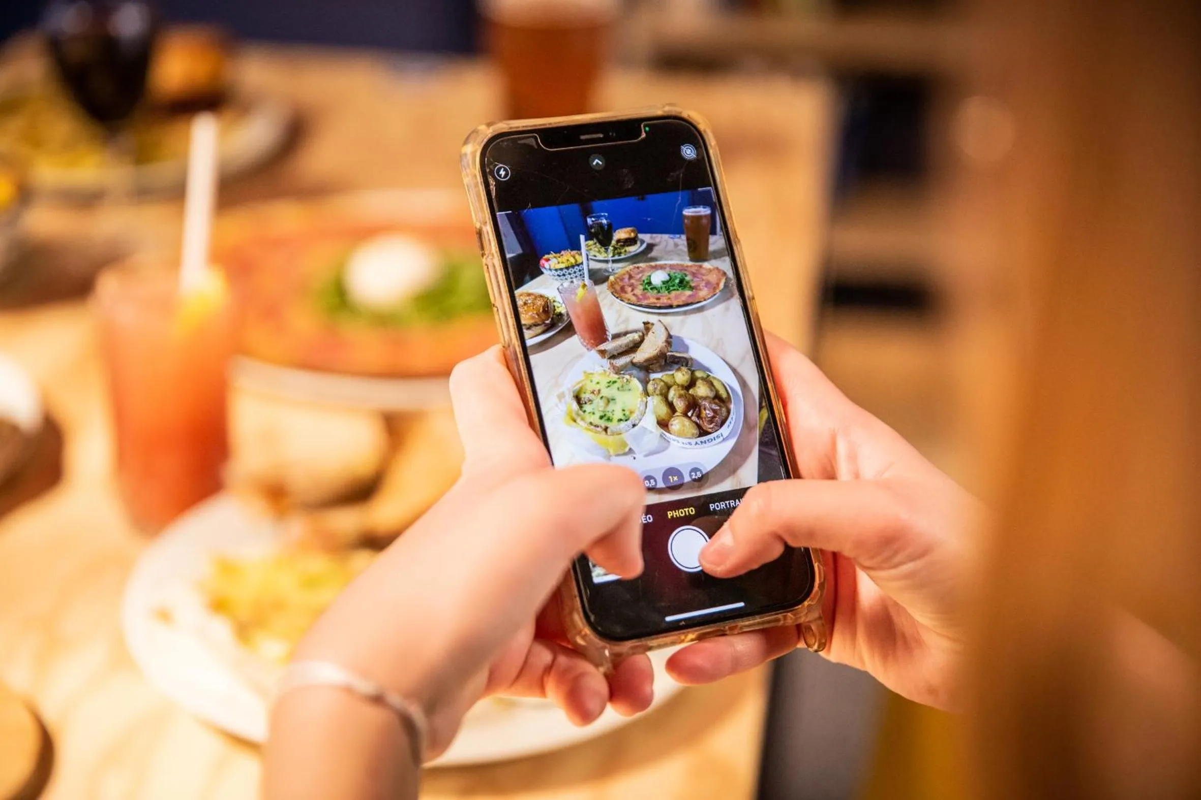 Restaurant/places to eat in JOST Hôtel Le Havre Centre Gare