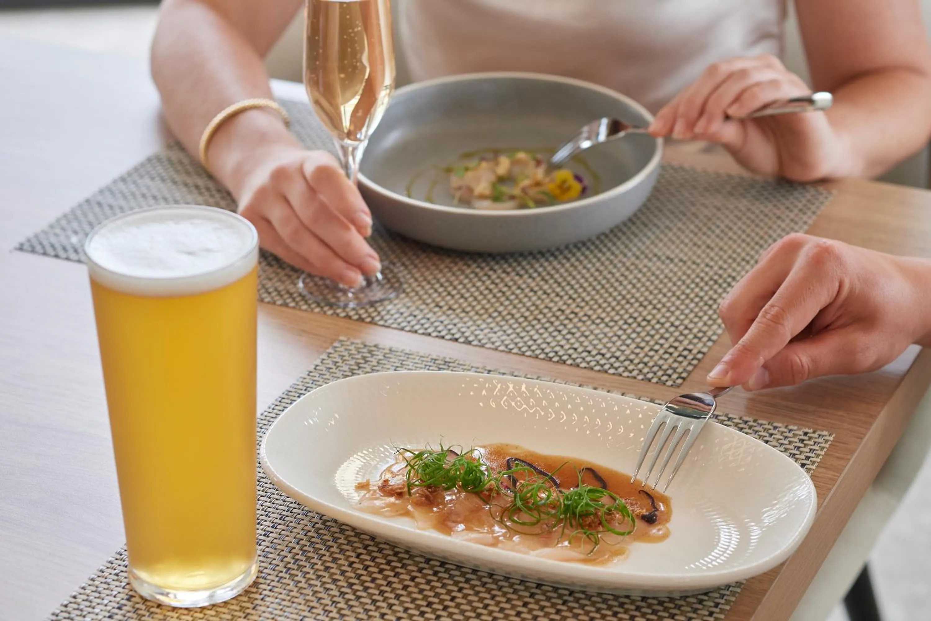 Food and drinks in Hilton Garden Inn Busselton