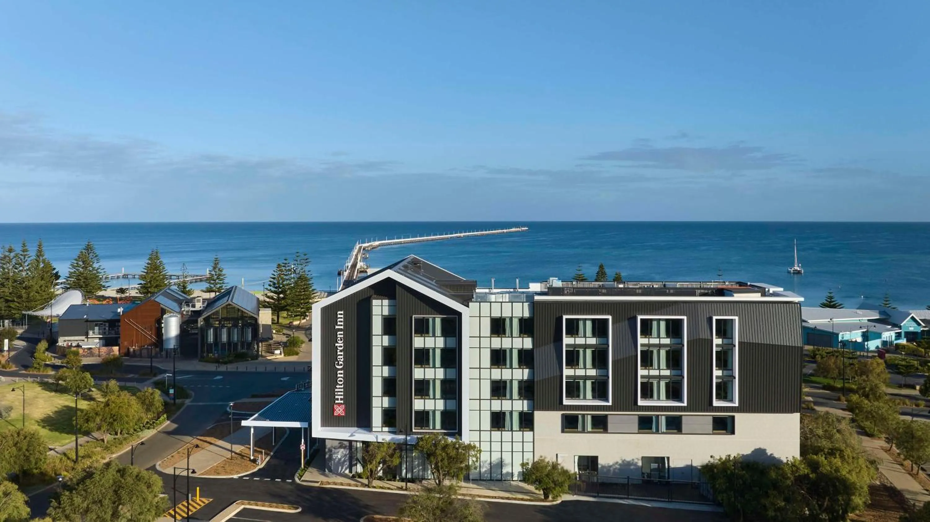 Property building in Hilton Garden Inn Busselton