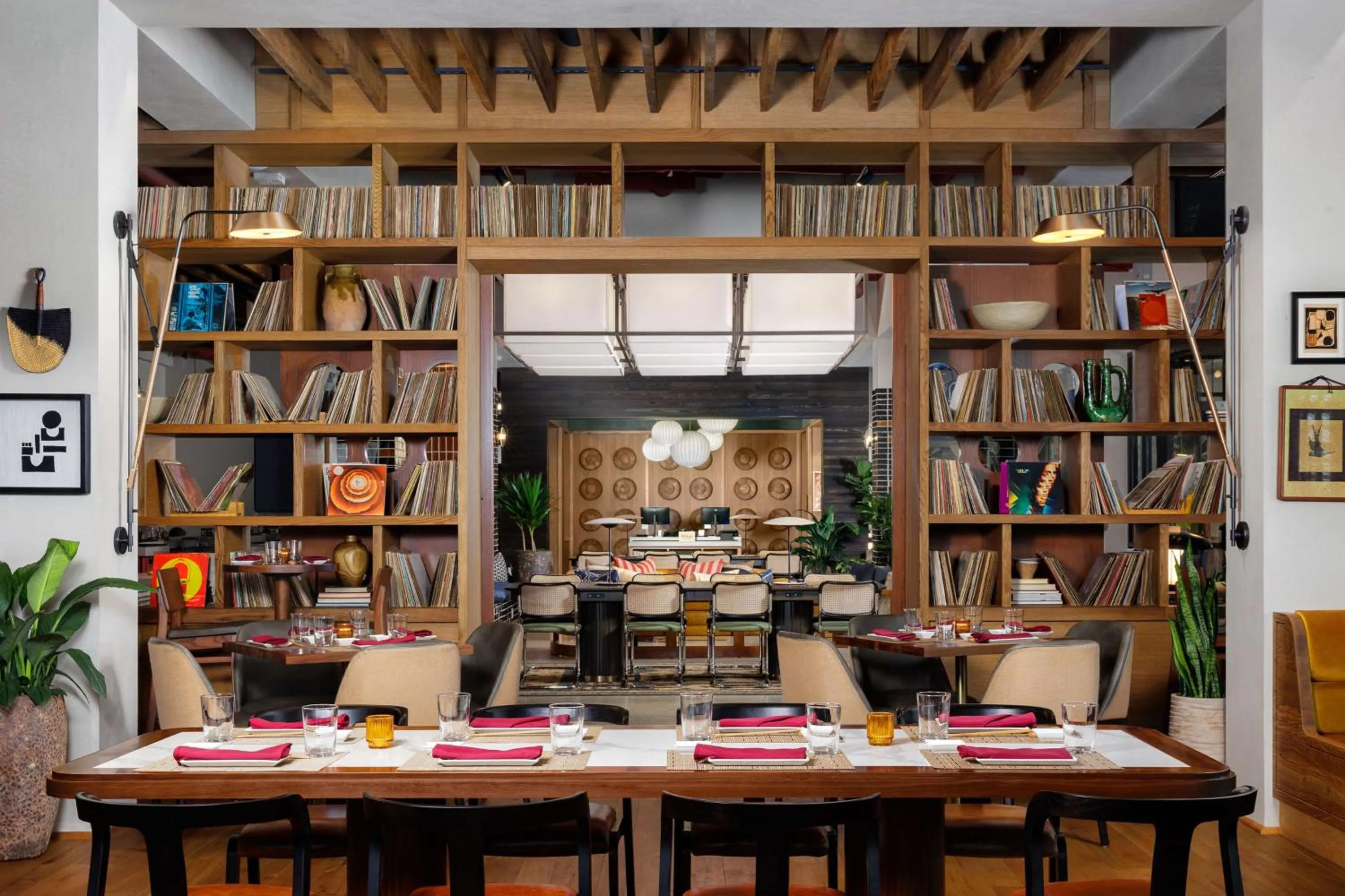 Restaurant/places to eat in Motto By Hilton Bentonville Downtown