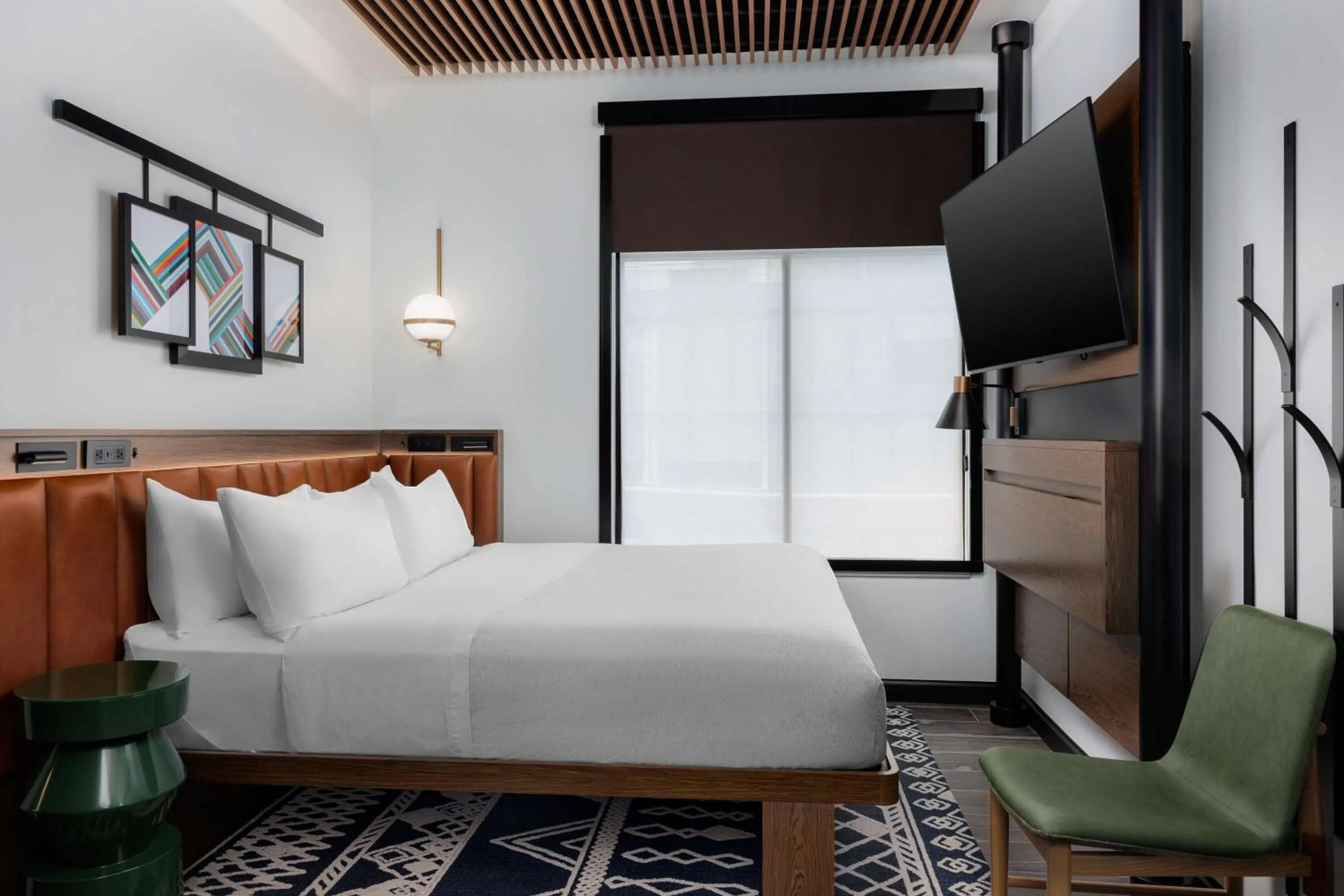 Bed in Motto By Hilton Bentonville Downtown