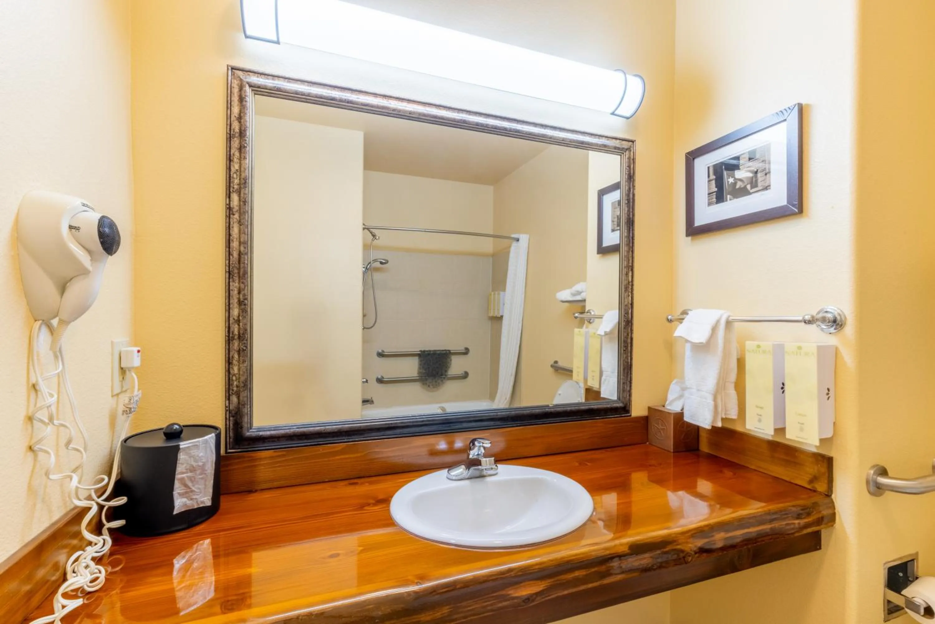 Hotel Texas Hallettsville