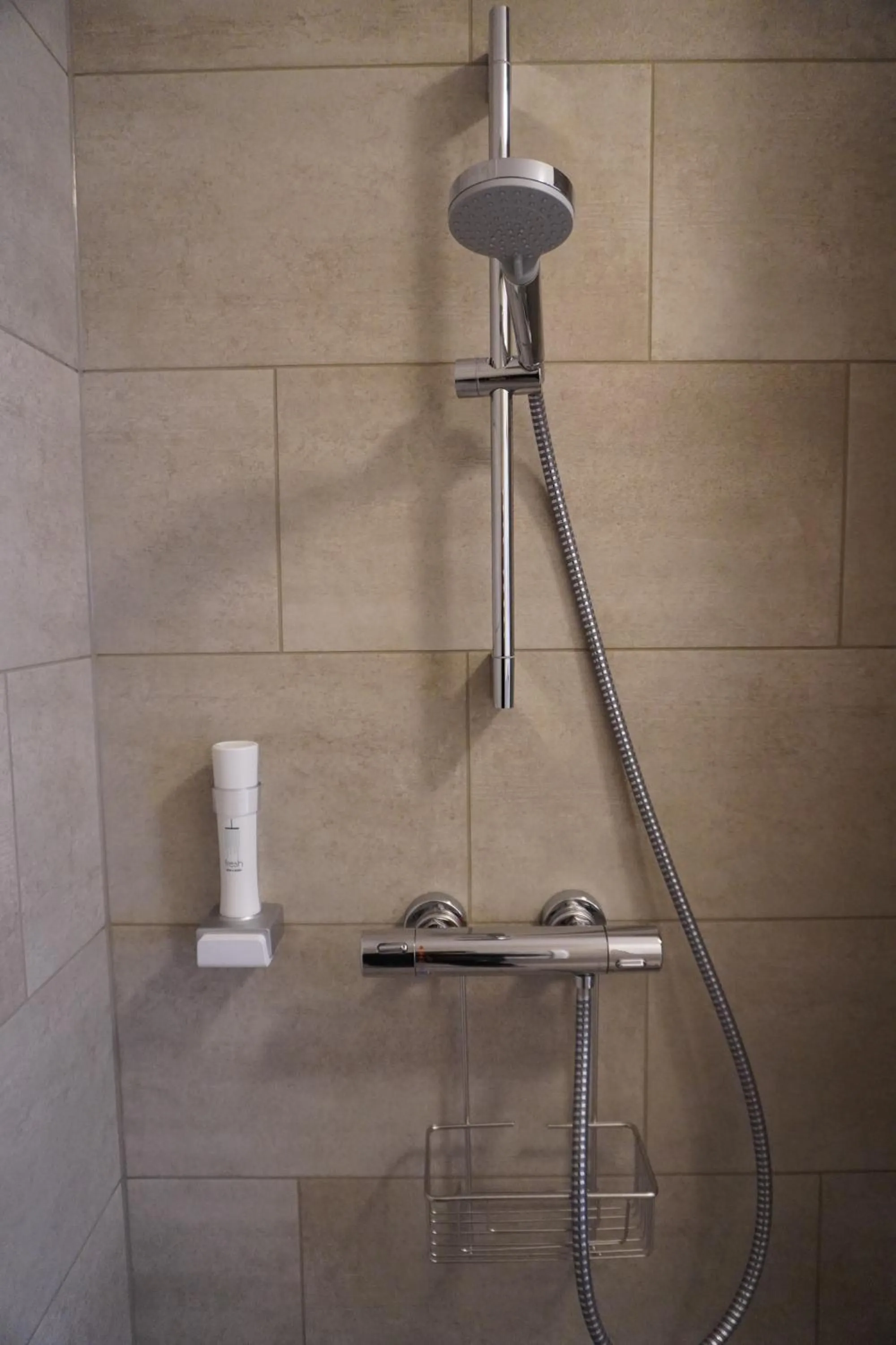Shower in Fair n Square Hotel 24 Stunden Self-Check In