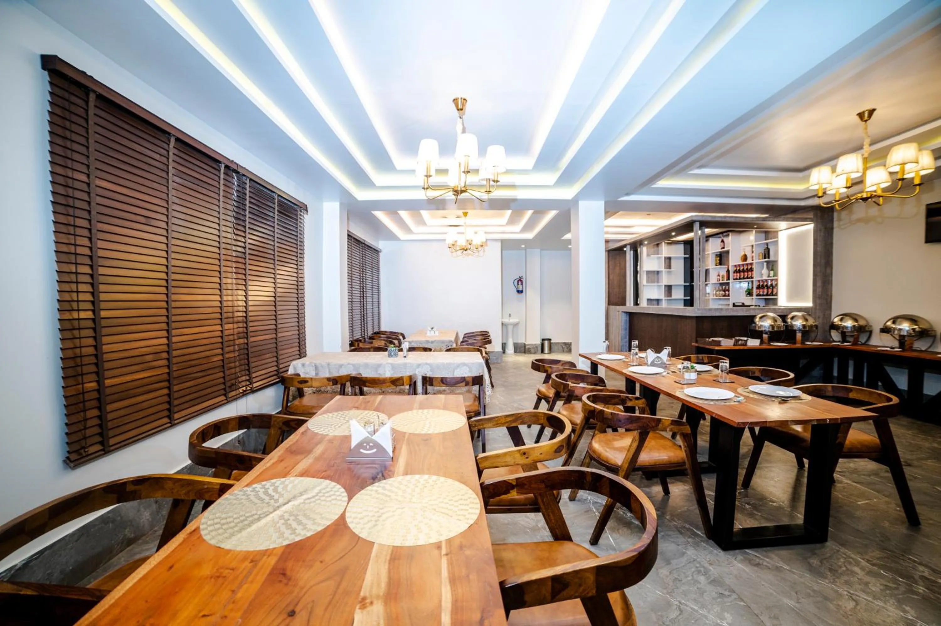 Restaurant/Places to Eat in Hotel Alpha Omega