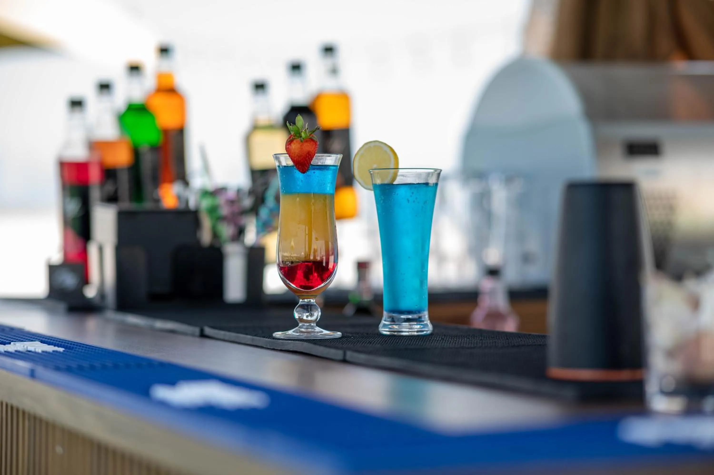 Lounge or bar in Sea Point Hotel Dubai Islands Formerly Park Regis by Prince