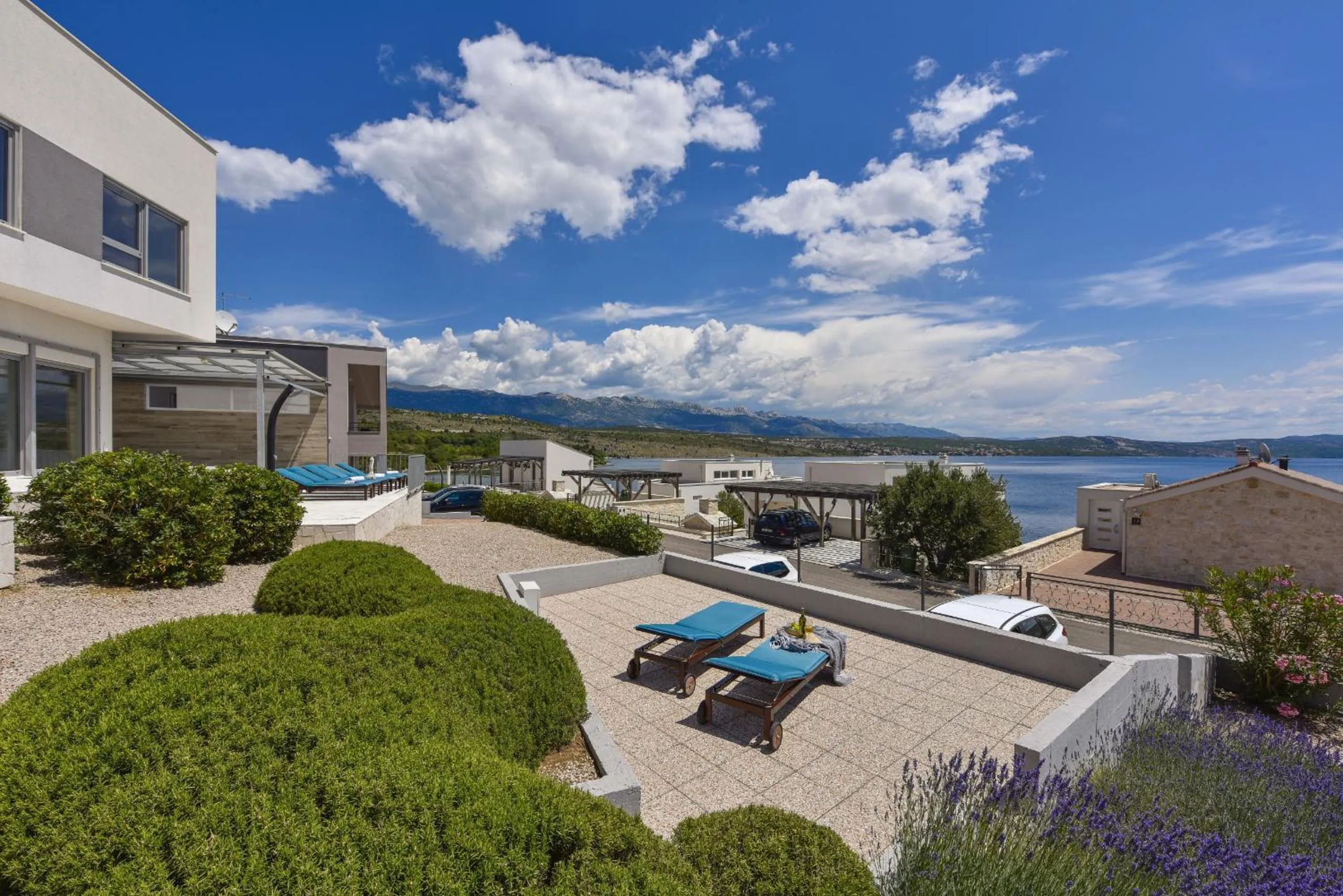 Villa Bilo Idro ZadarVillas