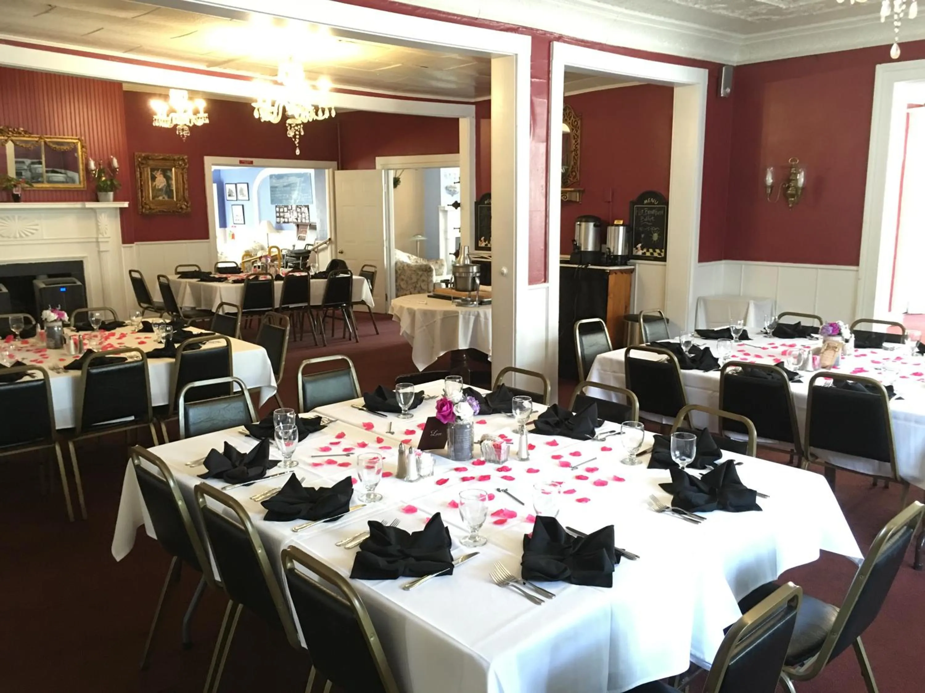 Banquet/Function facilities in The Tunnicliff Inn