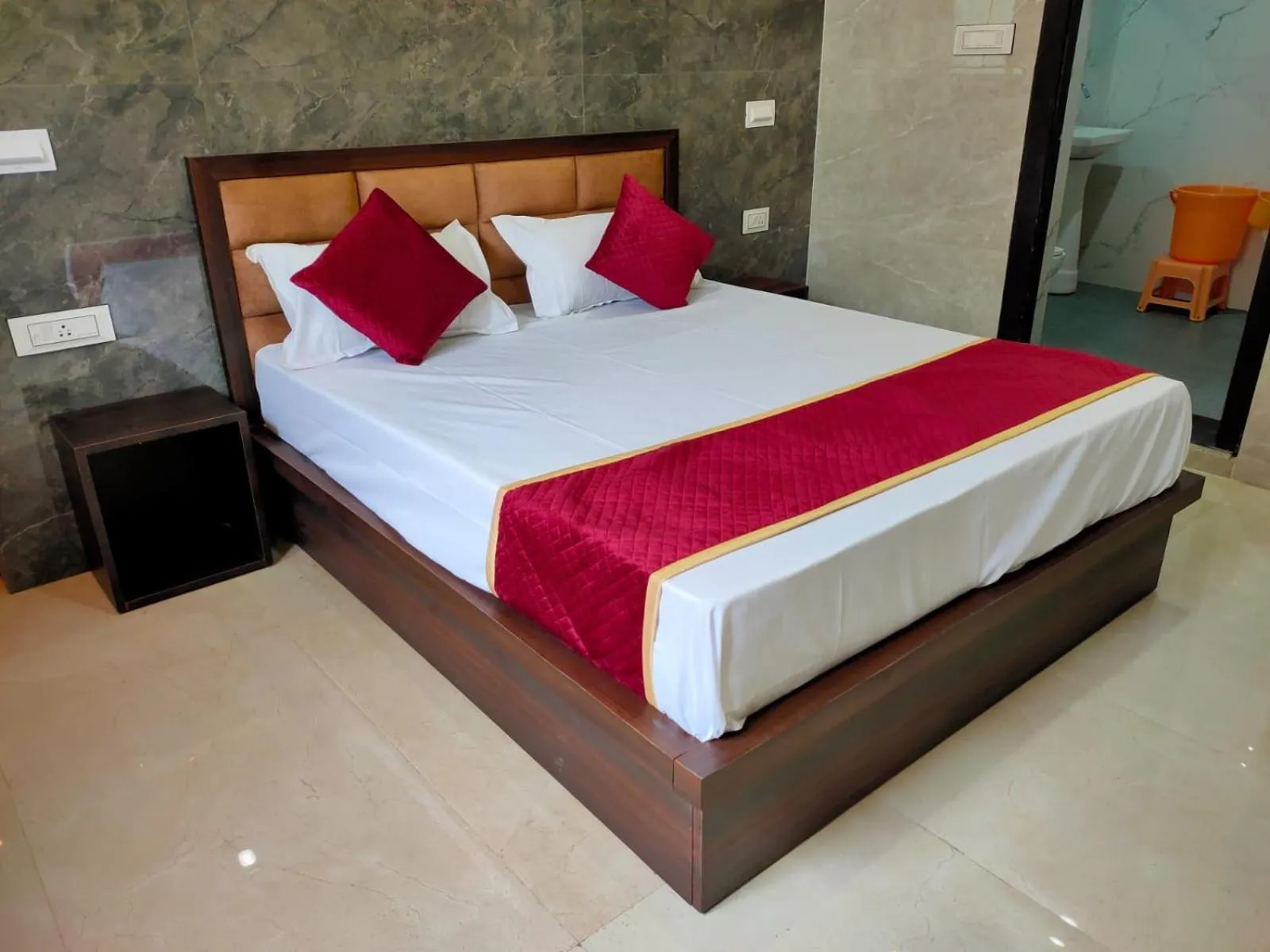 Bed in Hotel Goyal Palace