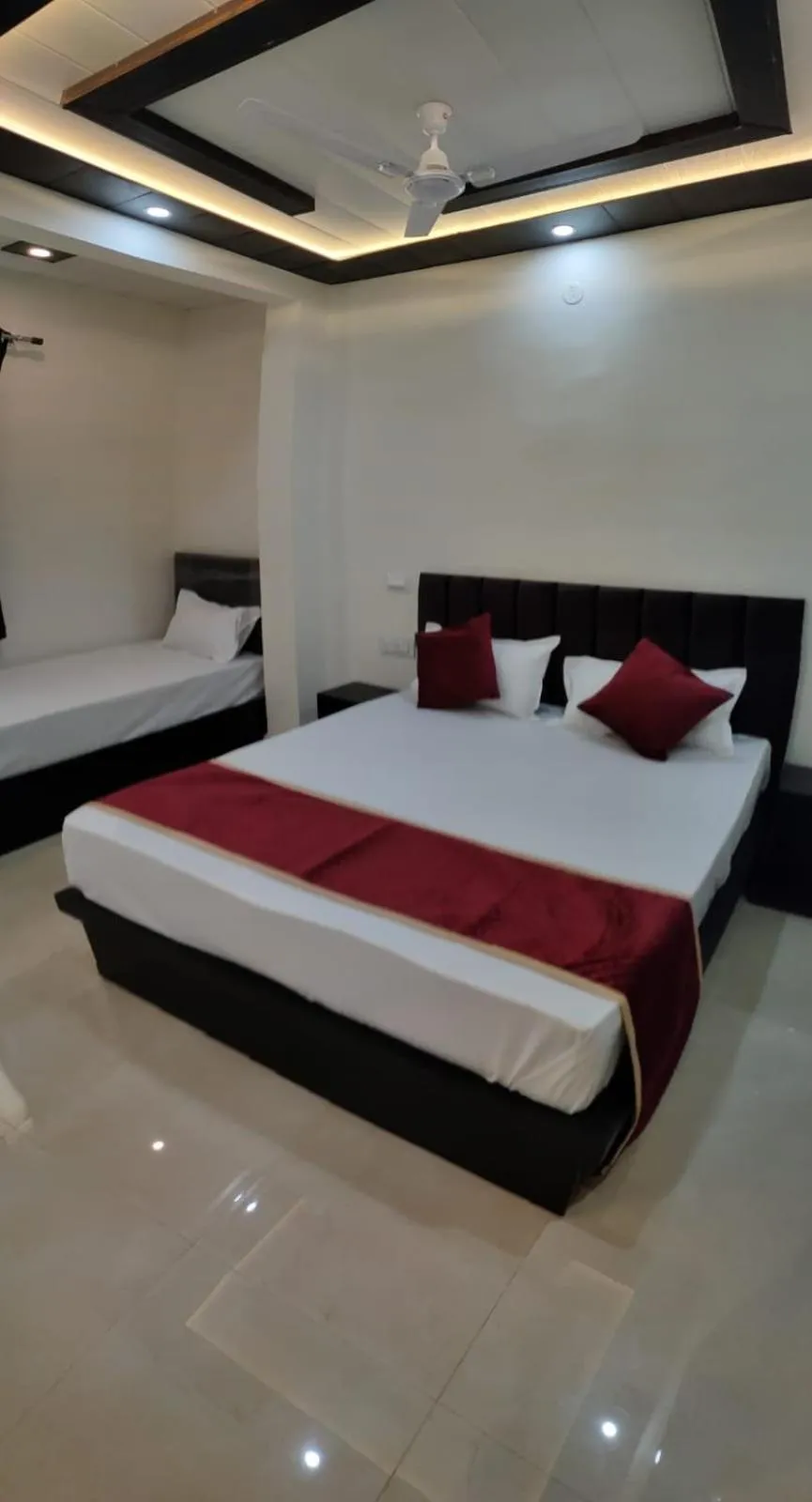 Bed in Hotel Goyal Palace