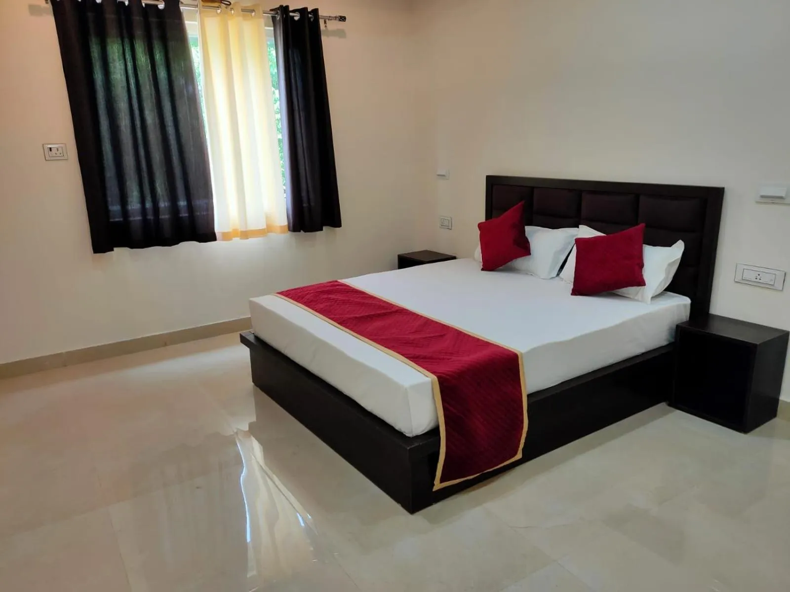 Bed in Hotel Goyal Palace