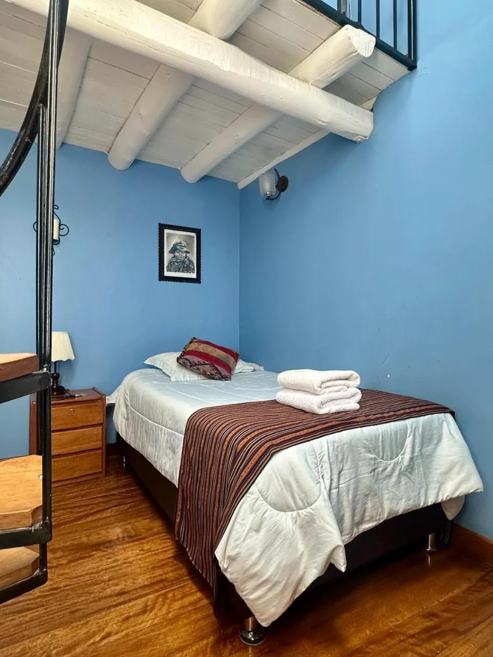 Photo of the whole room, Bed in Kori Gems Inn