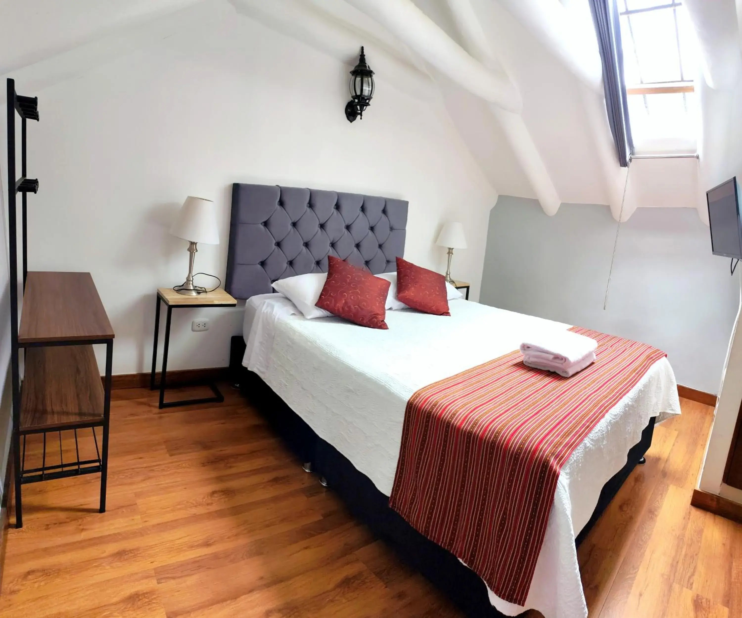 Triple Room with Bathroom in Kori Gems Inn Triple Room with Bathroom in Kori Gems Inn