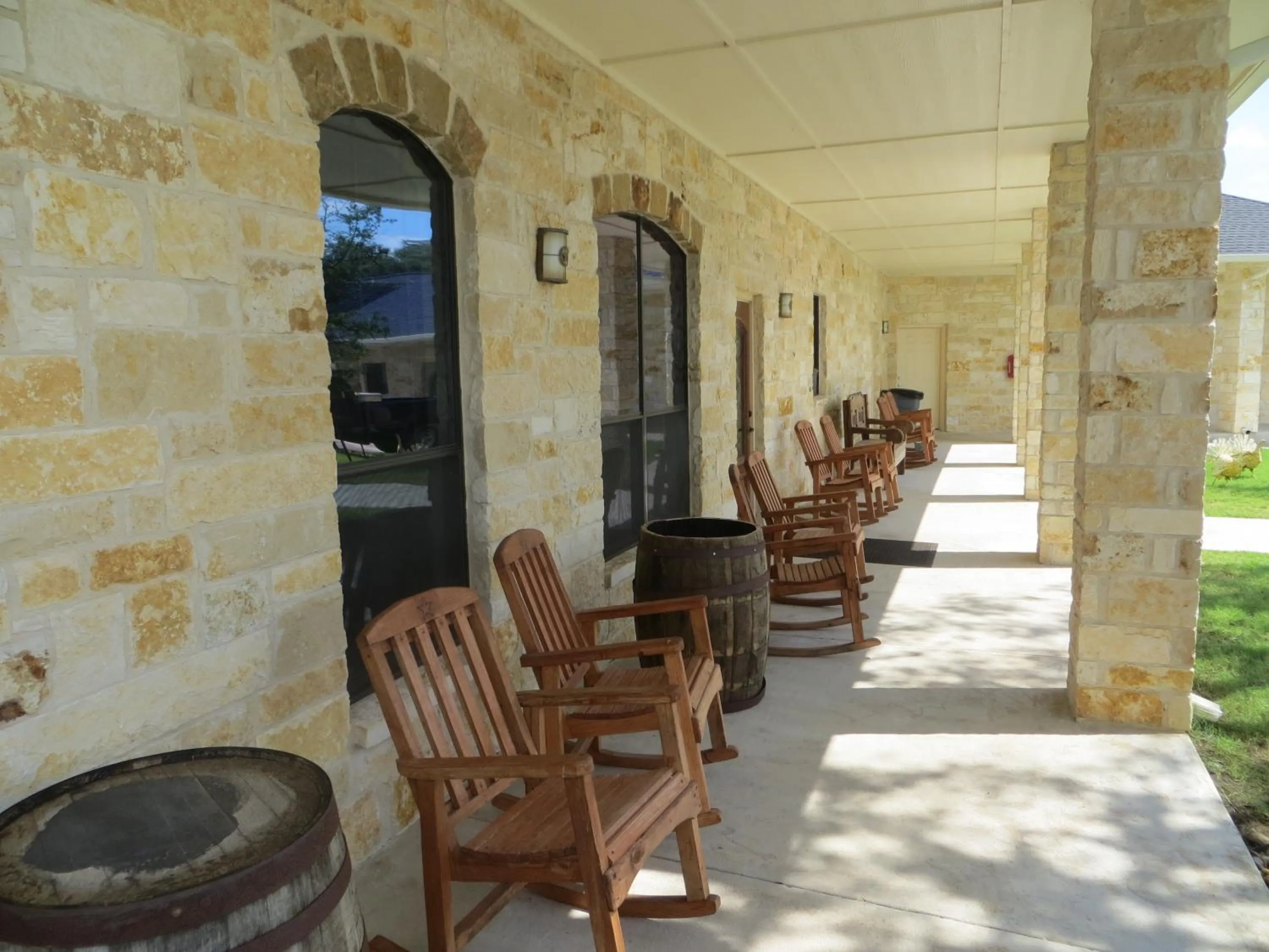 Facade/entrance in Hotel Texas Cuero