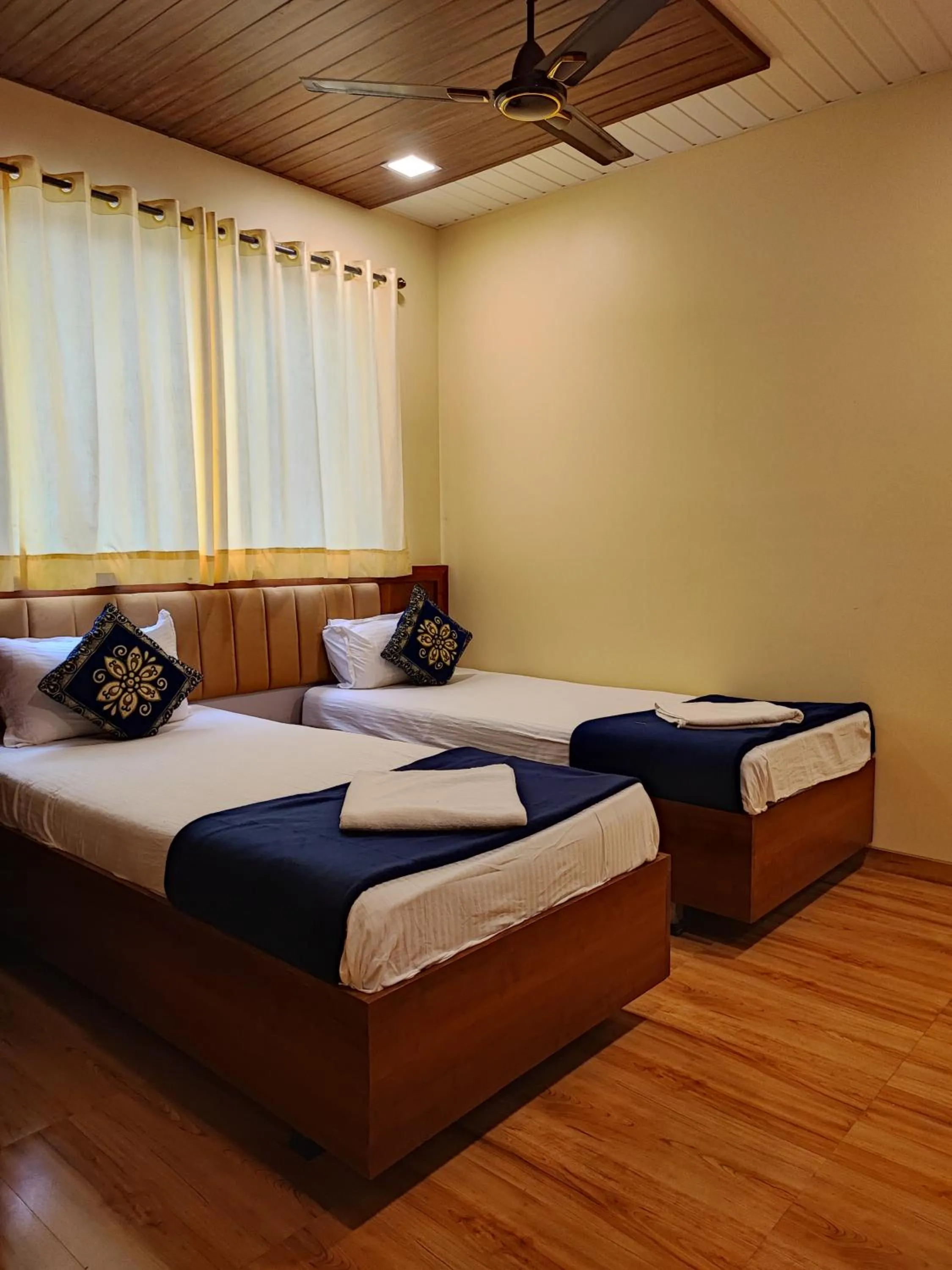 Bed in Hotel Starlit