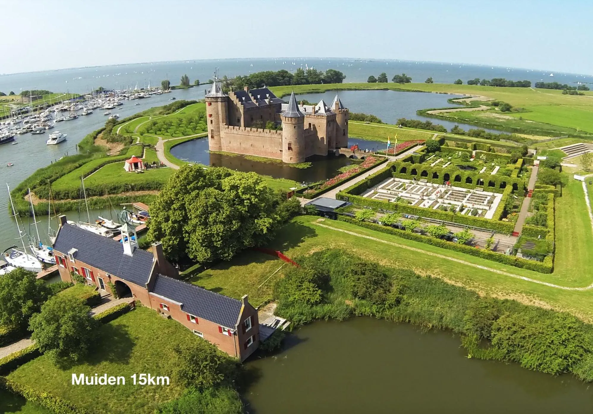 Nearby landmark in Boutique hotel Villa Trompenberg