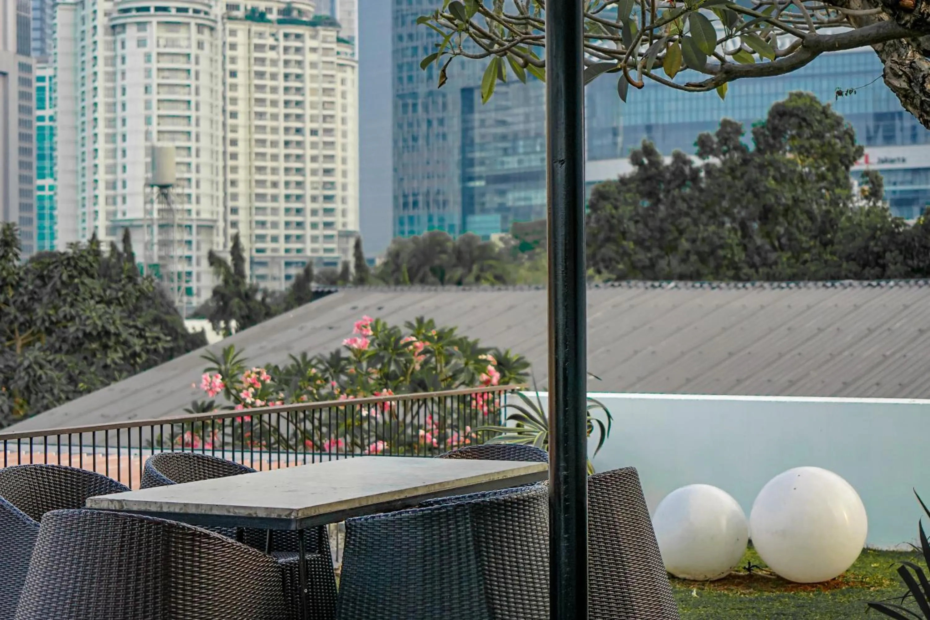 Seating area in Miers Kuningan, ARTOTEL Curated