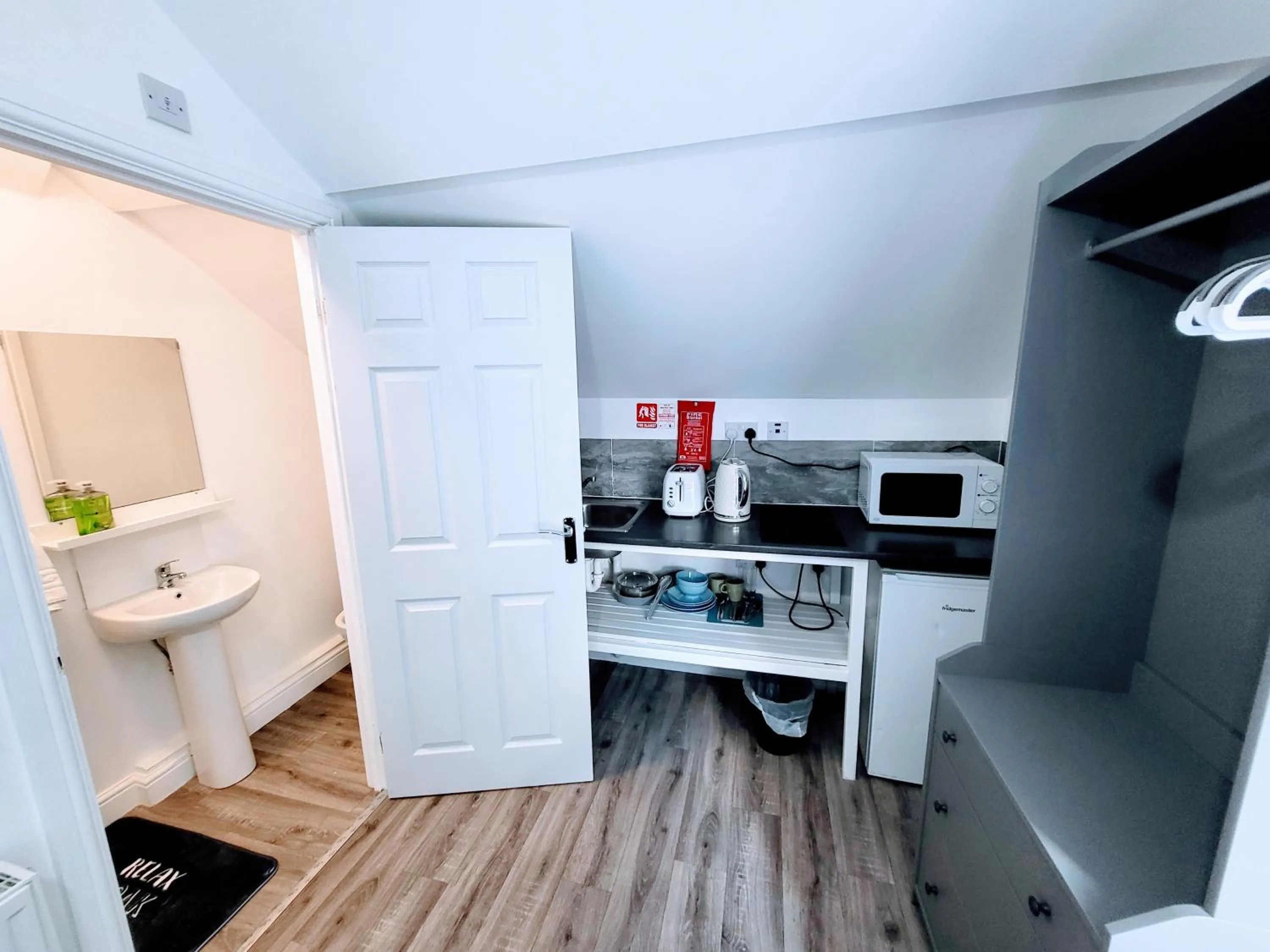 Kitchen or kitchenette in Berridge Solo Stays - NG7