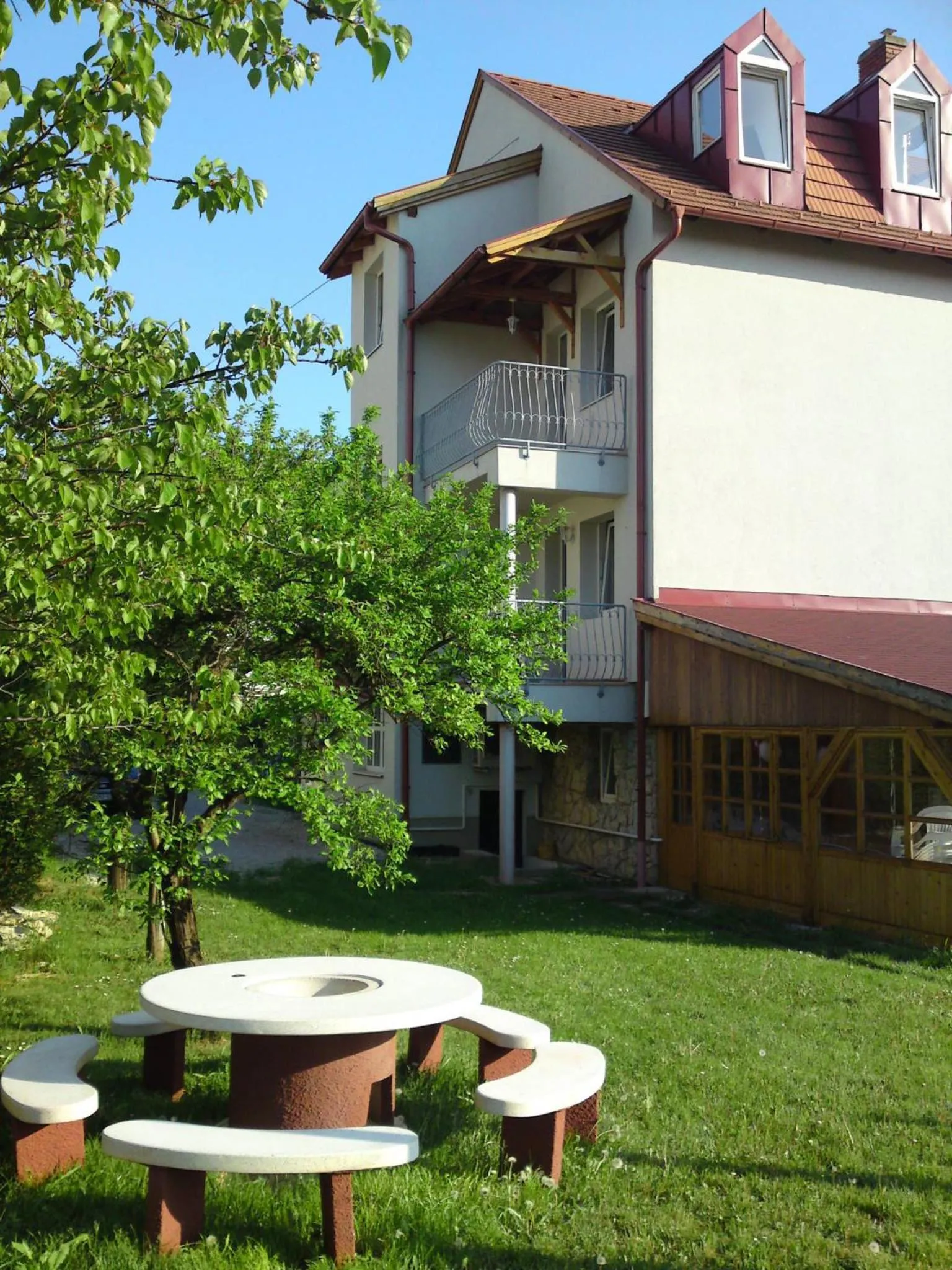 Property building in Tip-Top Apartmenthouse