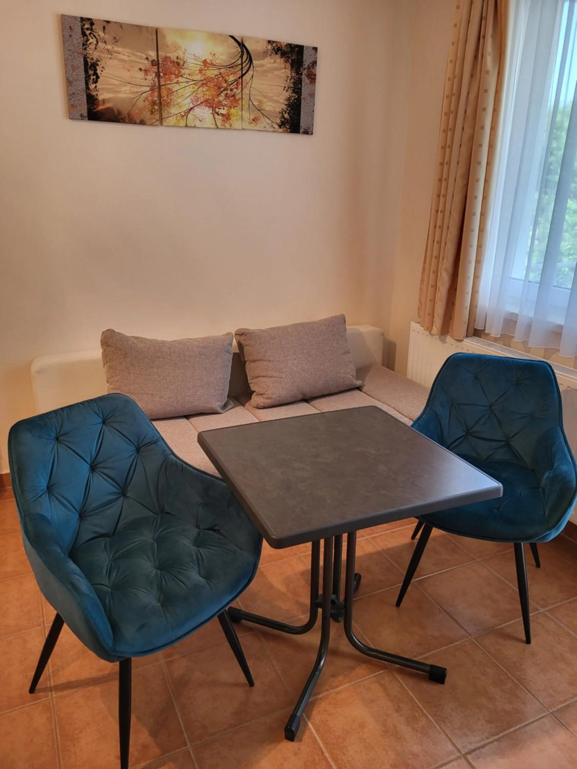 Tip-Top Apartmenthouse