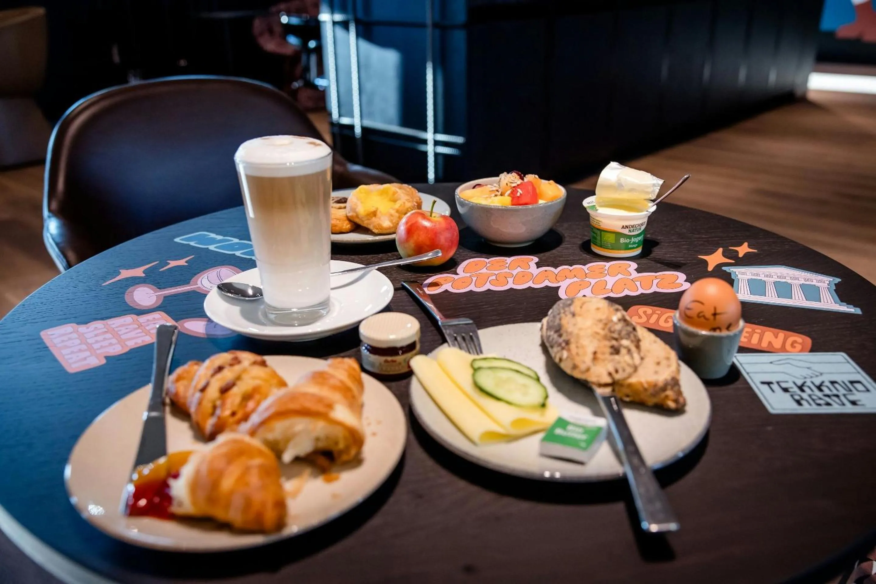 Buffet breakfast in Motel One Berlin-Potsdamer Platz