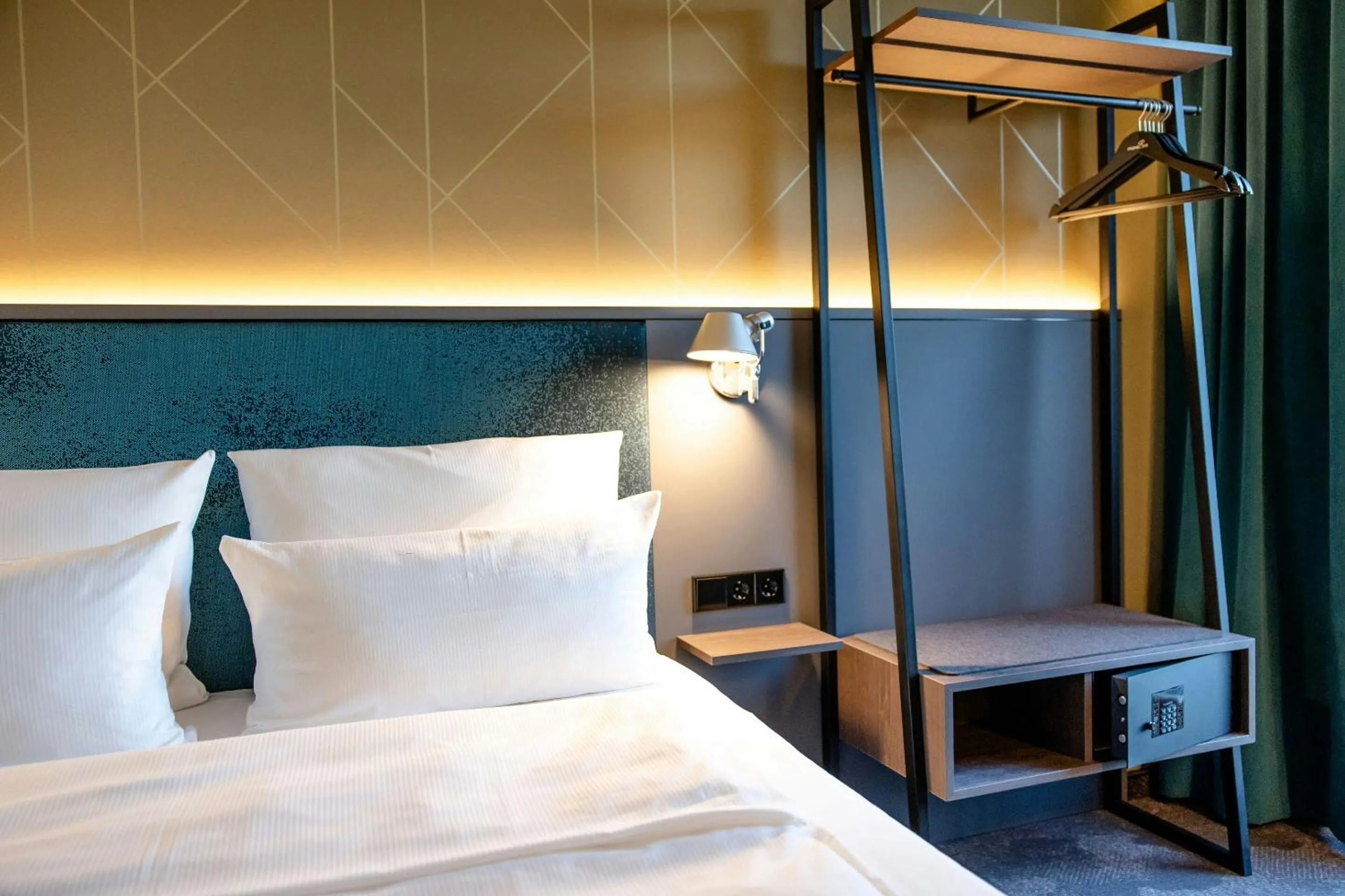 Photo of the whole room, Bed in Motel One Berlin-Potsdamer Platz