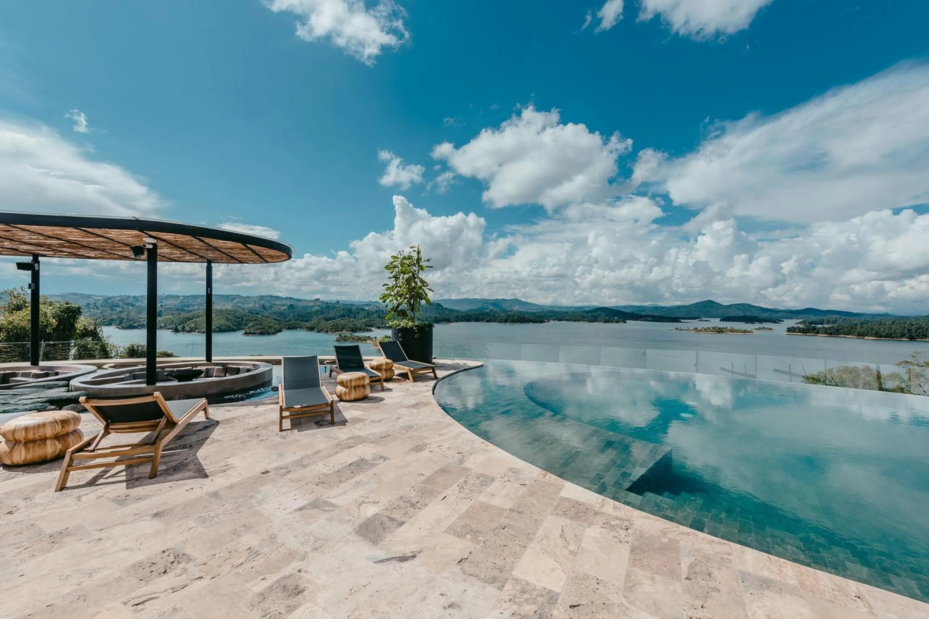 Swimming pool in Luxé by The Charlee