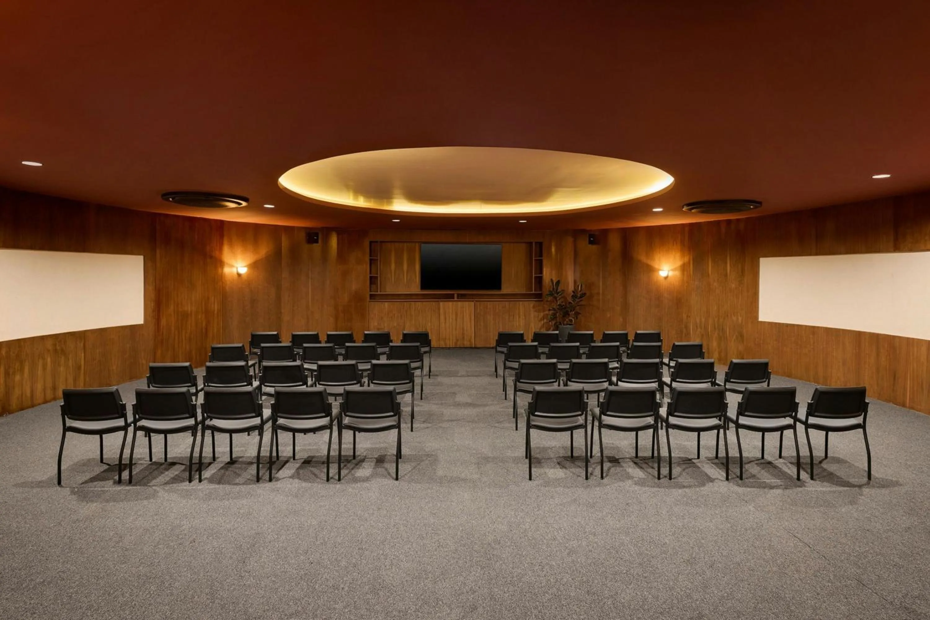 Meeting/conference room in The Brown, Guatape, Autograph Collection