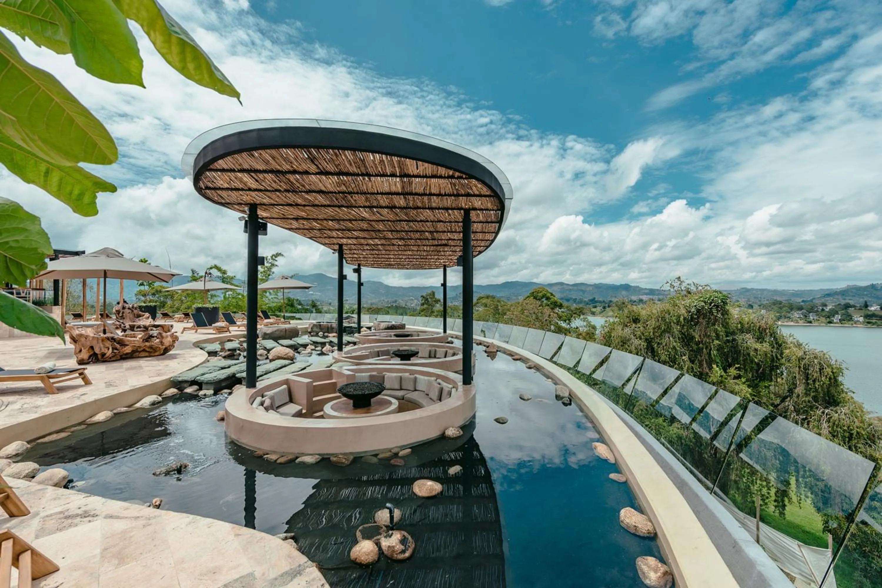 Fitness centre/facilities in Luxé by The Charlee