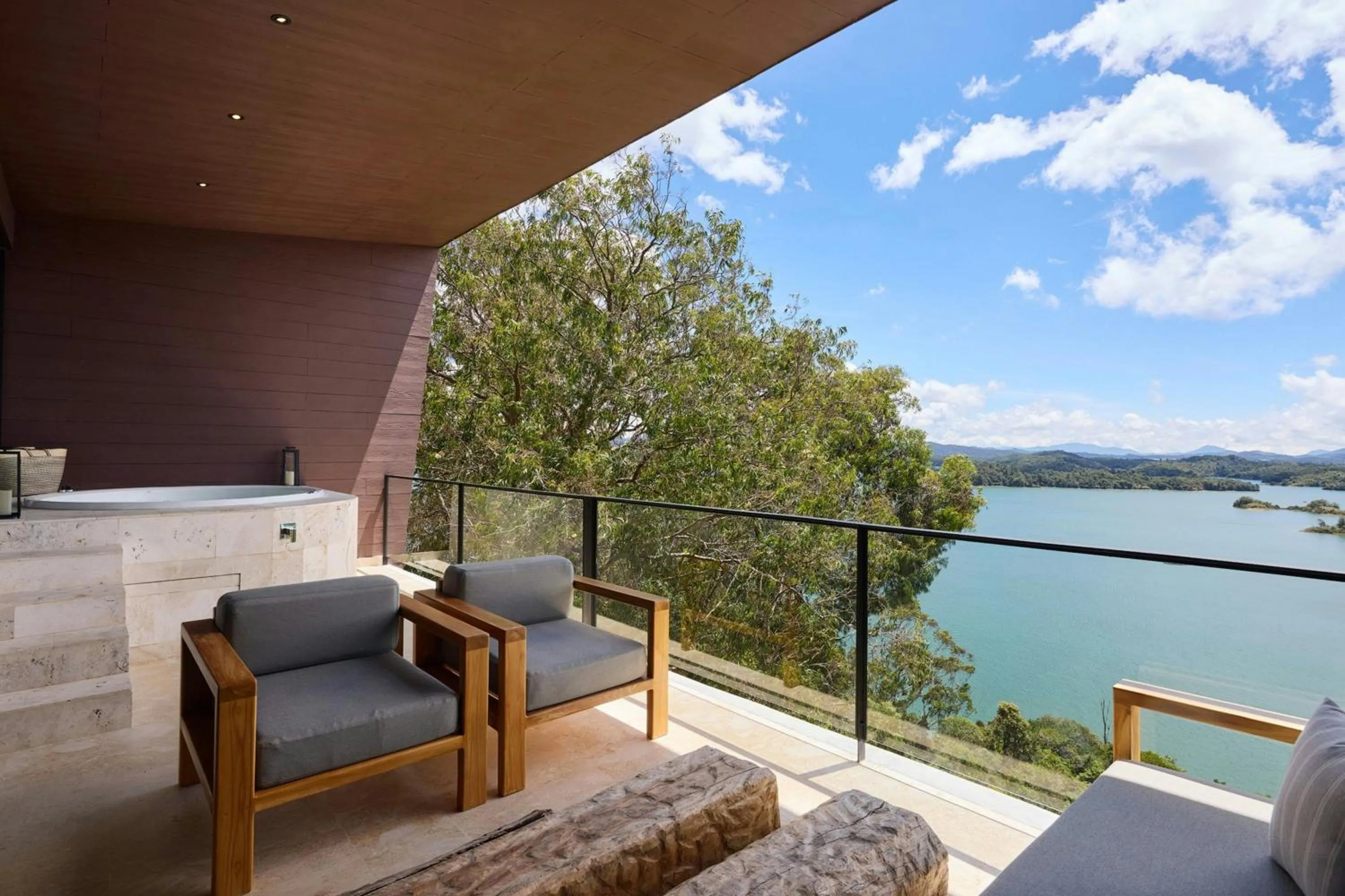 Bedroom in The Brown, Guatape, Autograph Collection