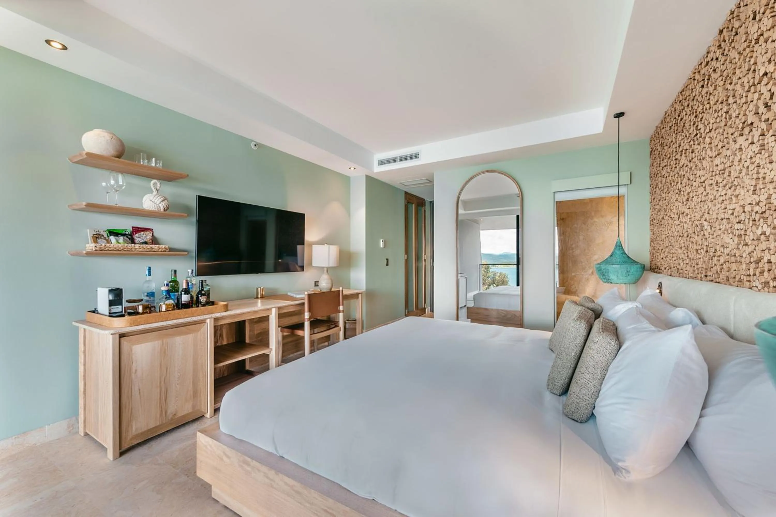 Photo of the whole room, Bed in Luxé by The Charlee