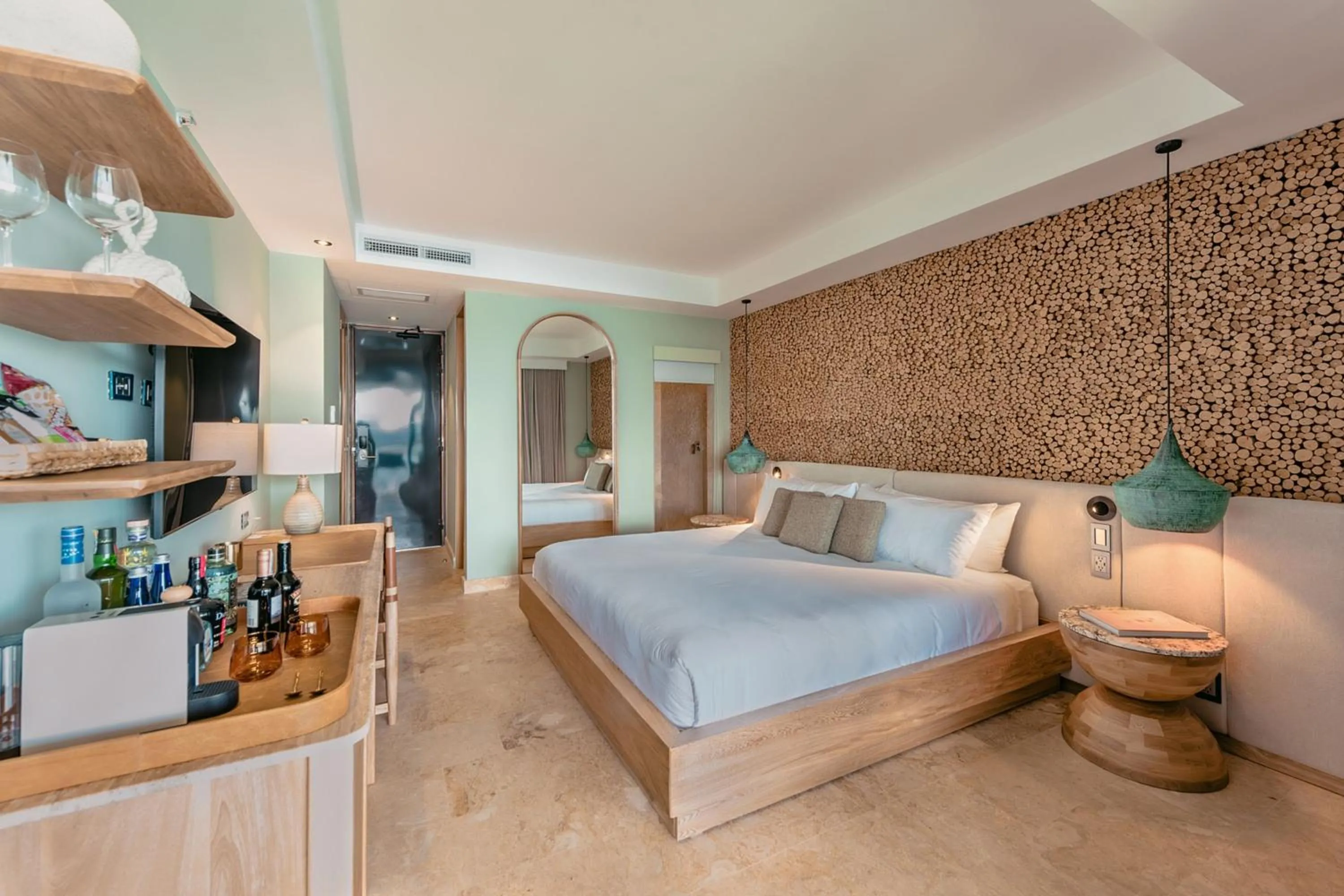 Photo of the whole room, Bed in Luxé by The Charlee