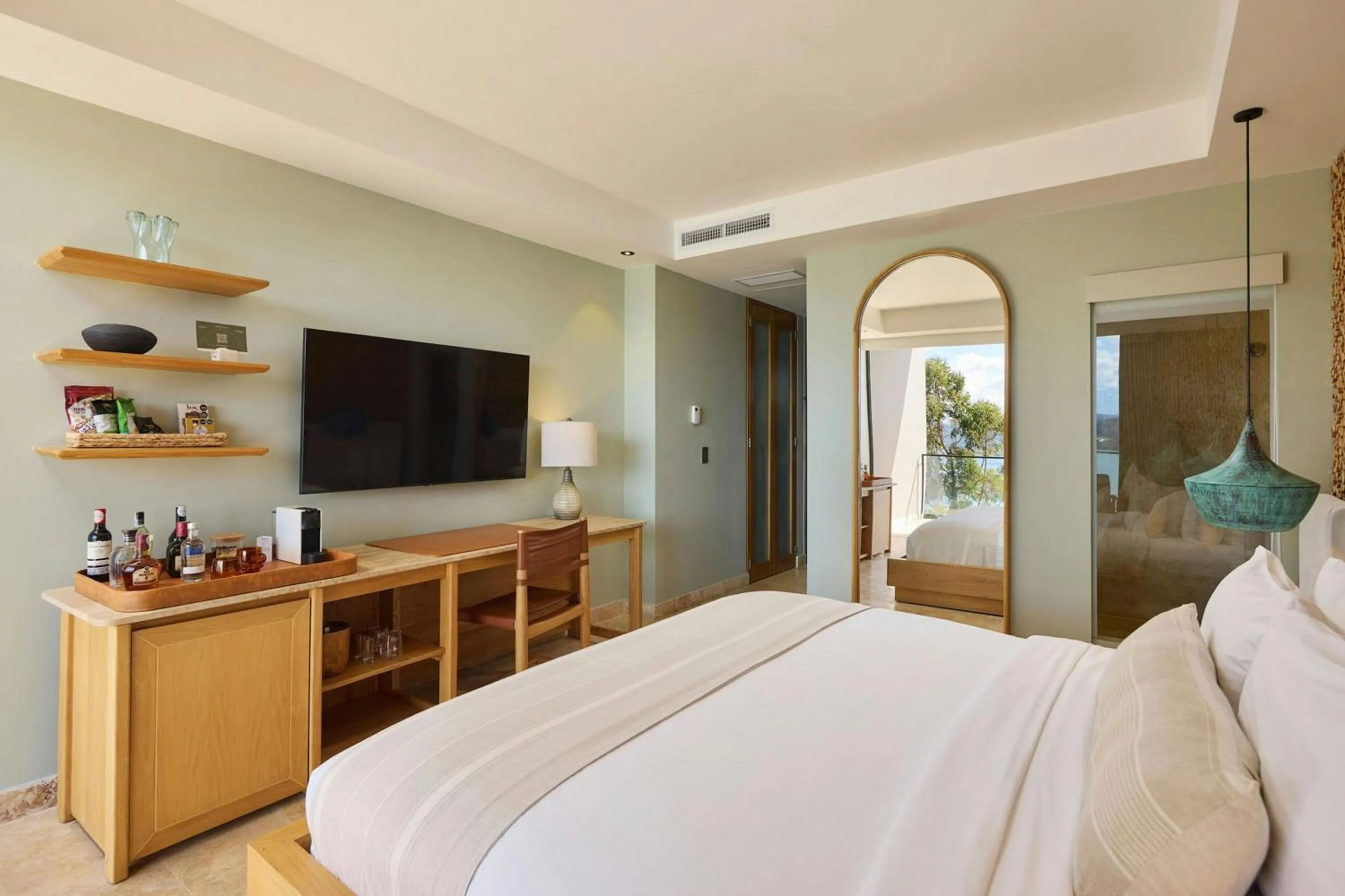 Photo of the whole room, Bed in The Brown, Guatape, Autograph Collection