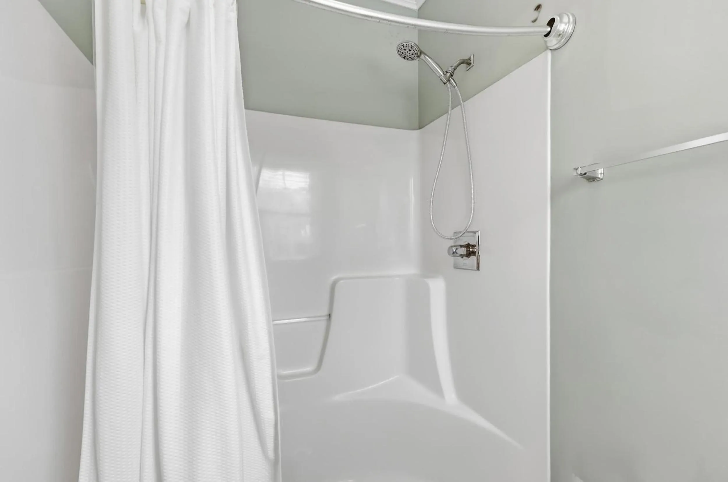 Anchor Down Luxury Ocean View Beach House w Pool