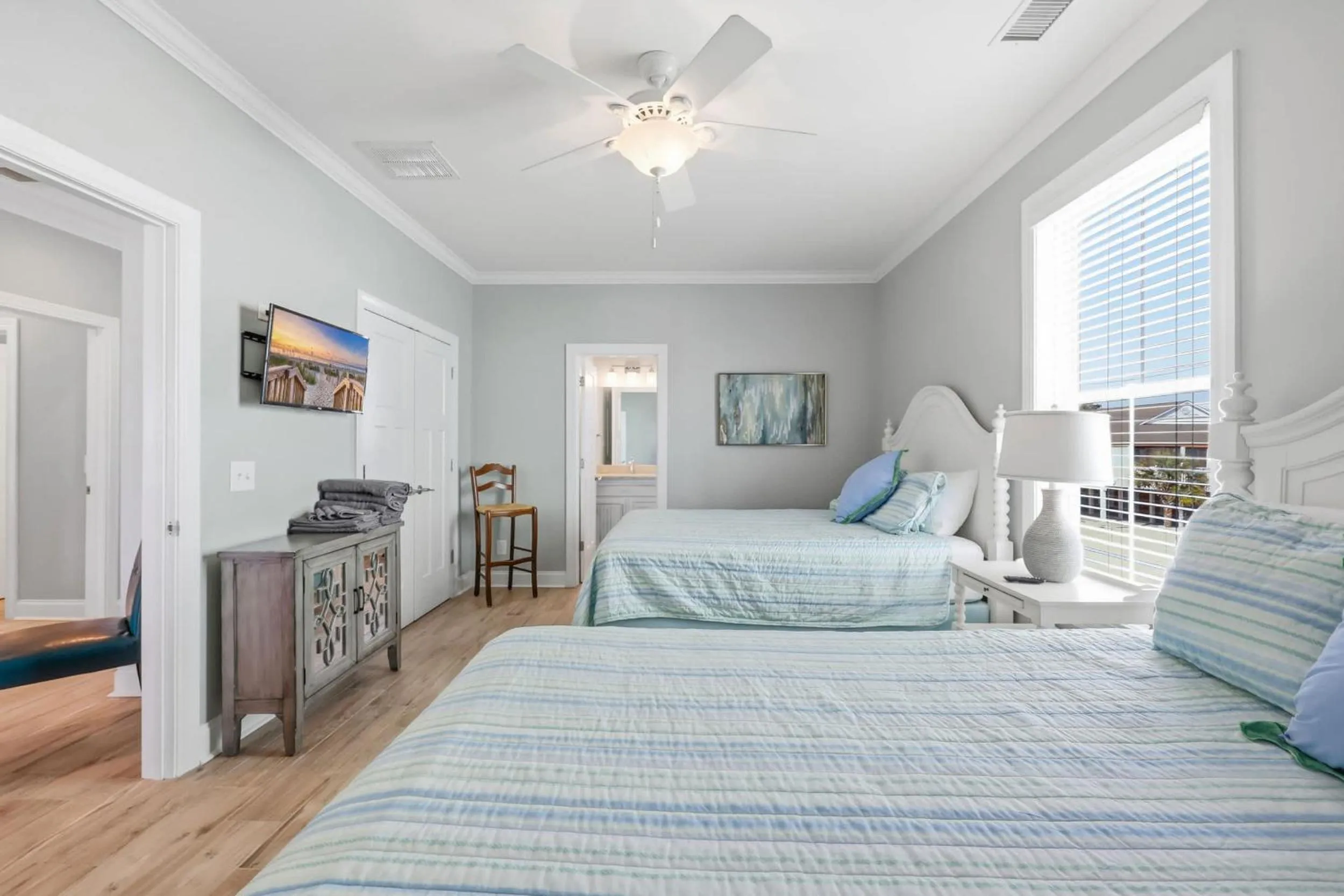 Bed in Anchor Down Luxury Ocean View Beach House w Pool