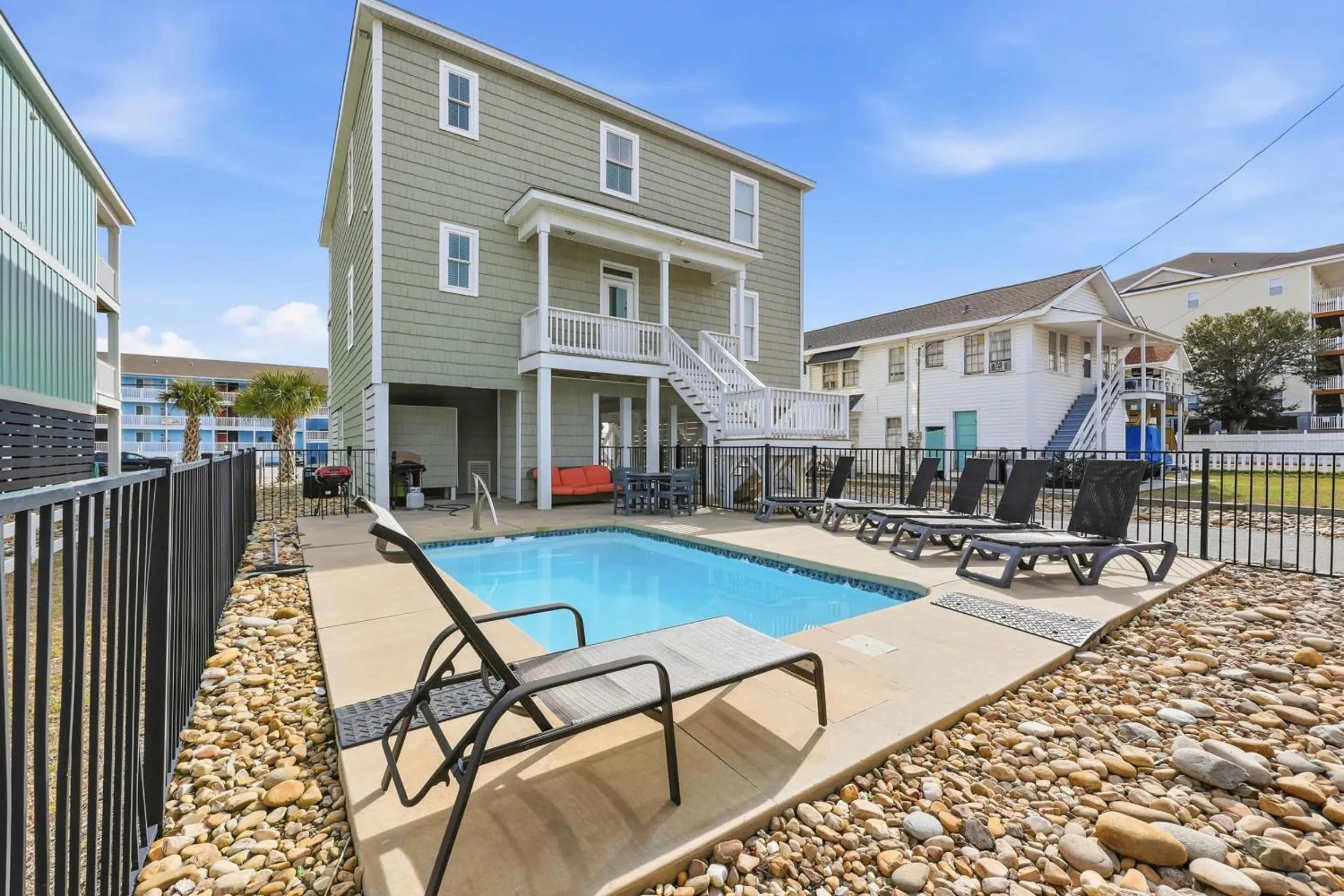 Anchor Down Luxury Ocean View Beach House w Pool