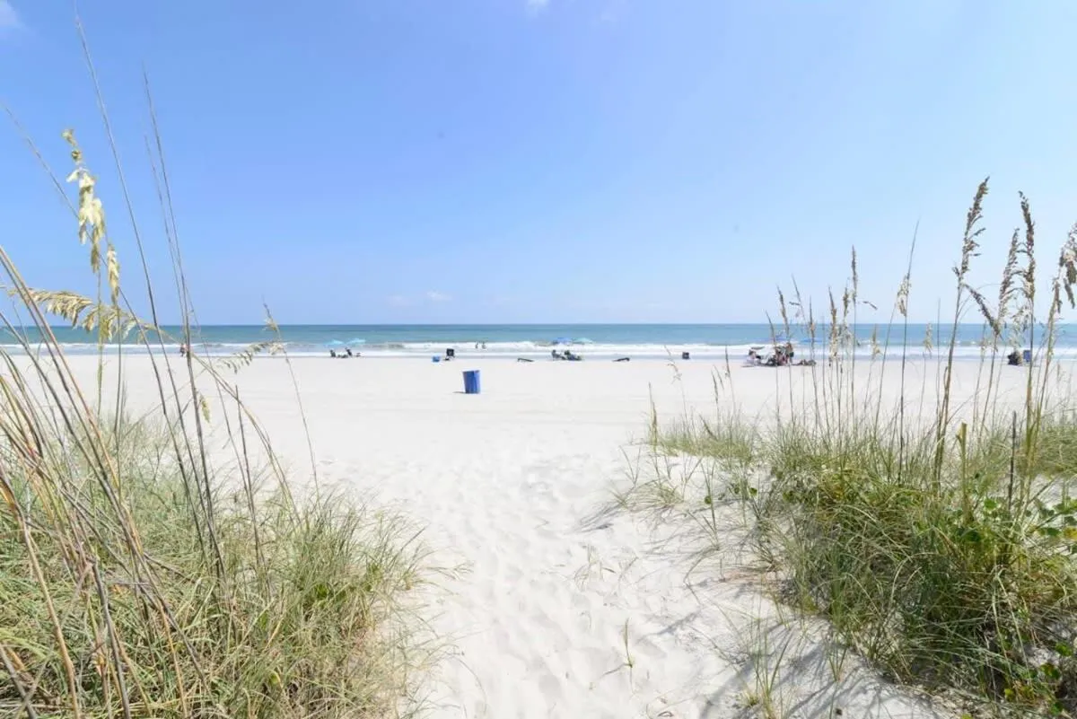 Anchor Down Luxury Ocean View Beach House w Pool