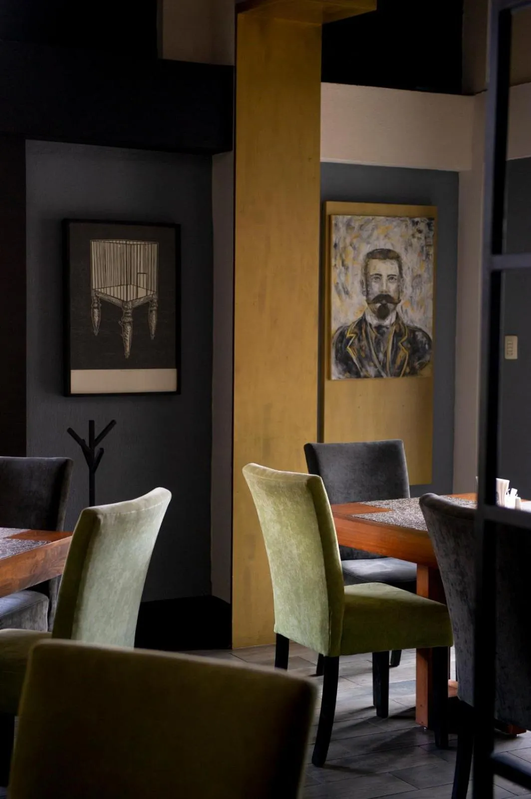 Restaurant/places to eat in Hotel Internacional