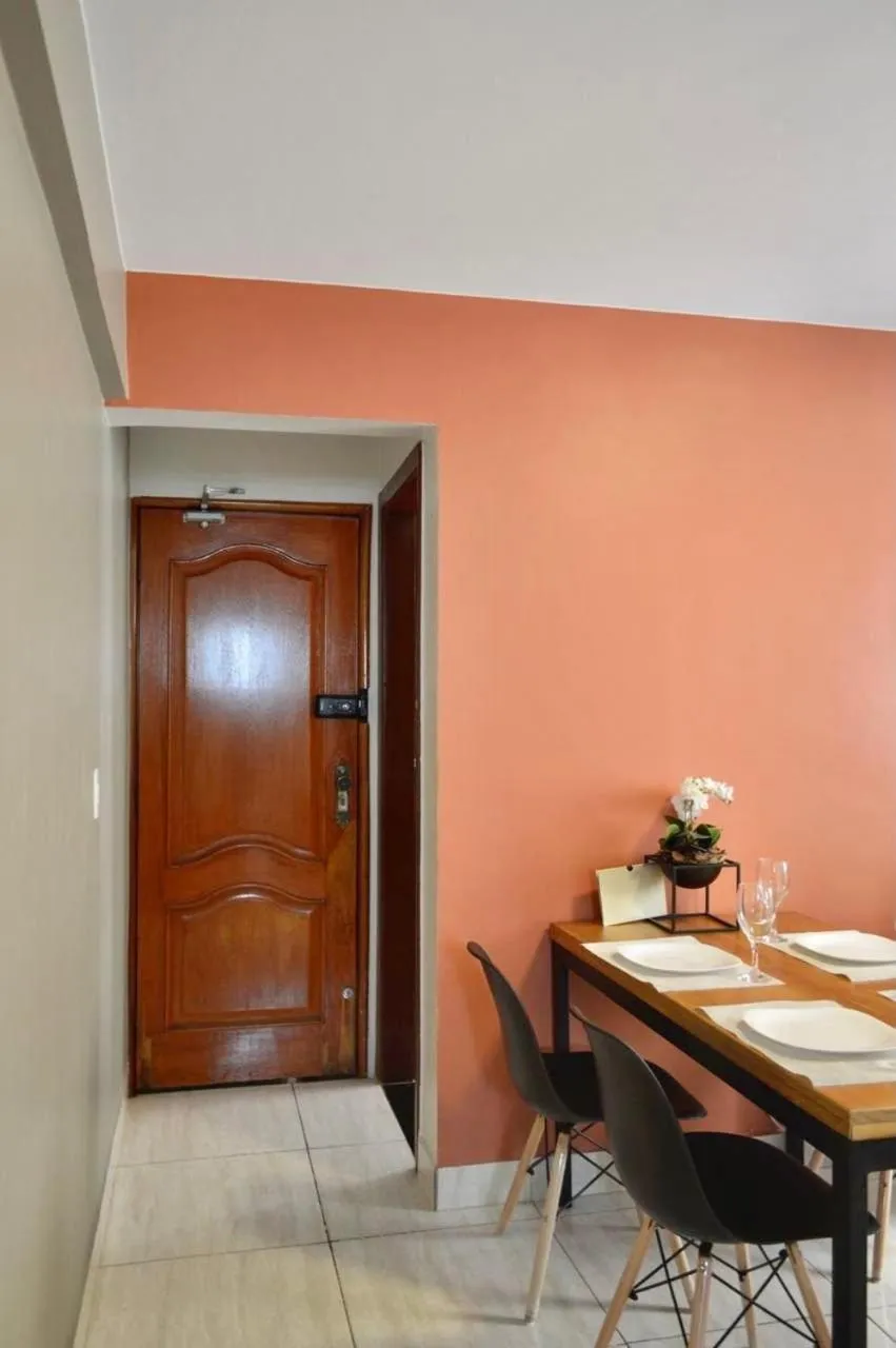 Dining area in Ed Casablanca proximo a Av T63 shopping e parque